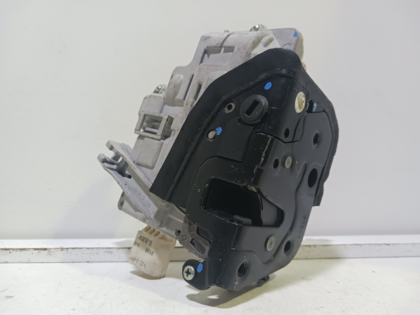 Fecho da Porta Trás Dto AUDI A6 (4F2, C6) | 04 - 11