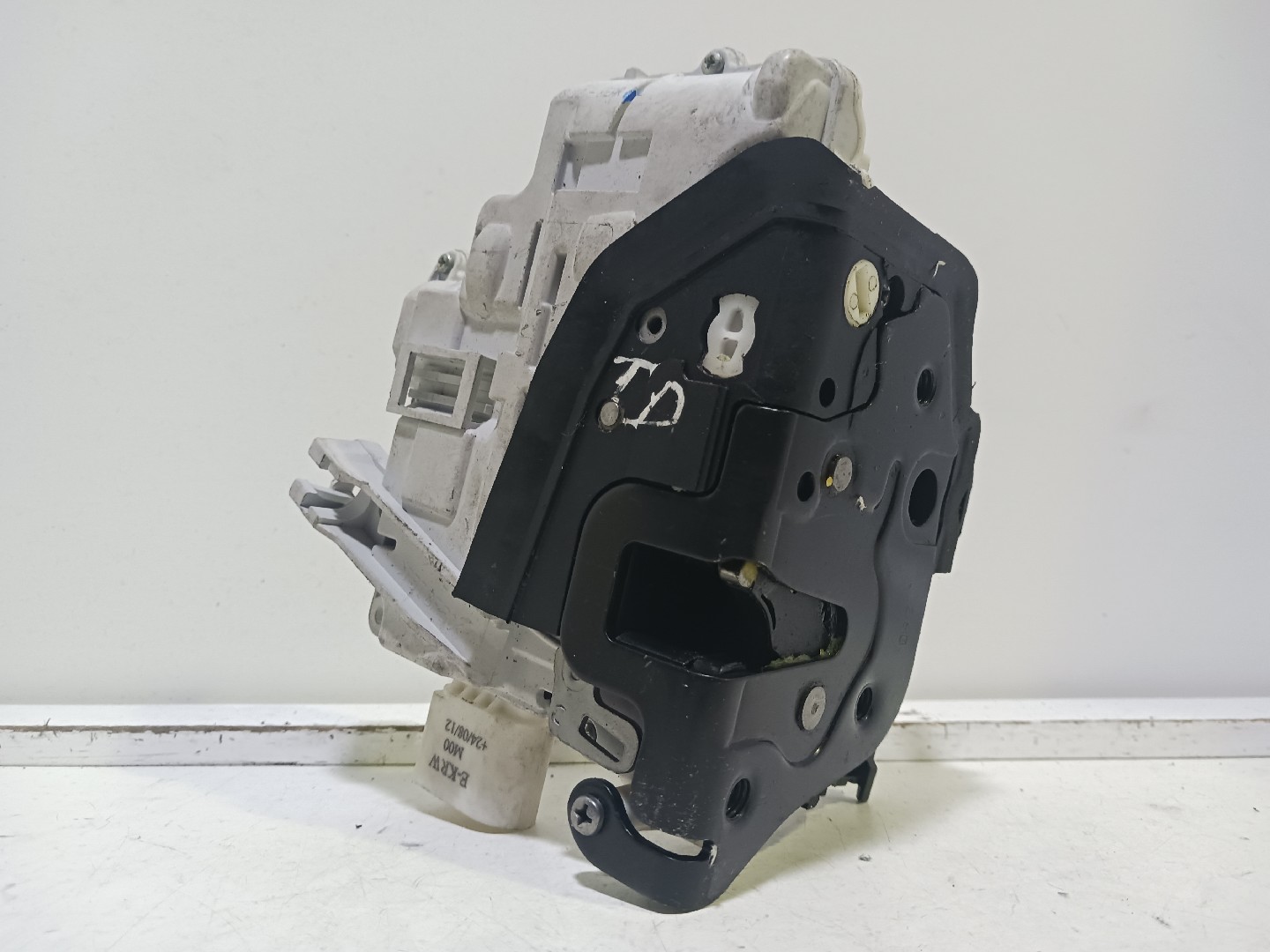 Fecho da Porta Trás Dto AUDI A6 (4G2, 4GC, C7) | 10 - 18