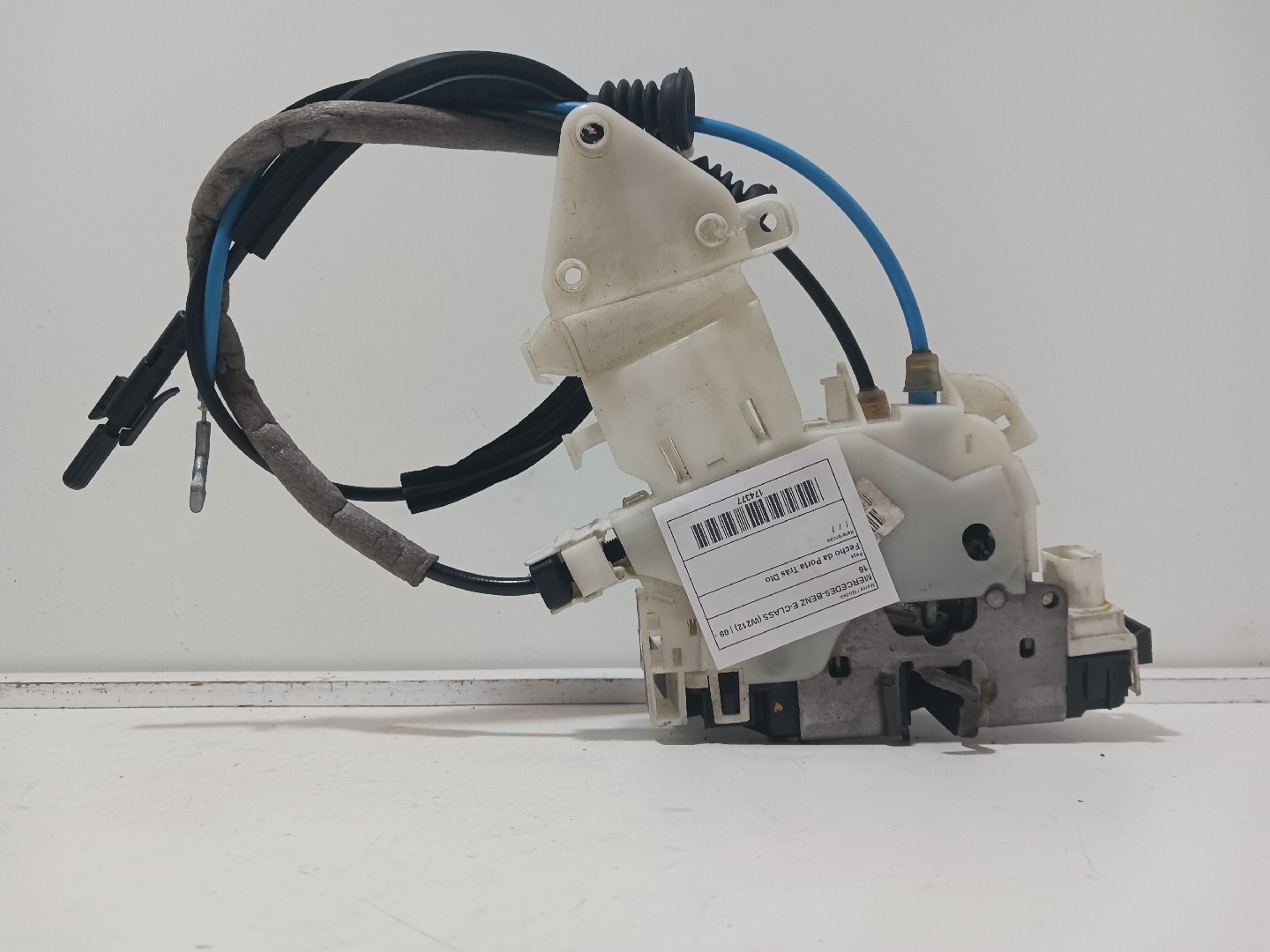 Fecho da Porta Trás Dto MERCEDES-BENZ E-CLASS (W212) | 09 - 16