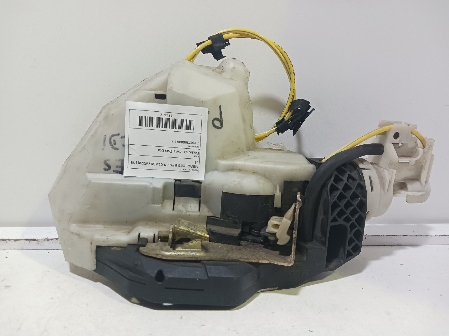 Fecho da Porta Trás Dto MERCEDES-BENZ S-CLASS (W220) | 98 - 05