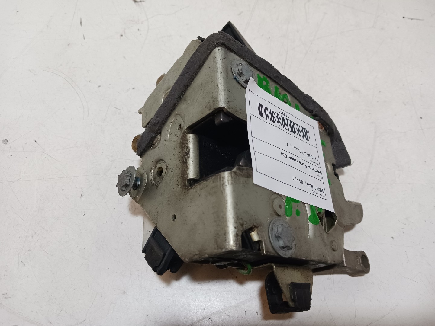 Fecho da Porta Frente Dto BMW 7 (E38) | 94 - 01