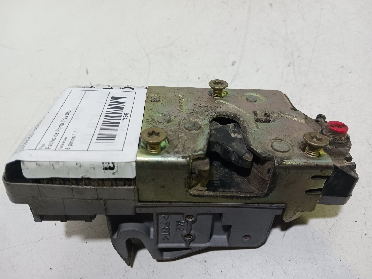 Fecho da Porta Trás Dto CITROEN XANTIA (X1_, X2_) | 93 - 03