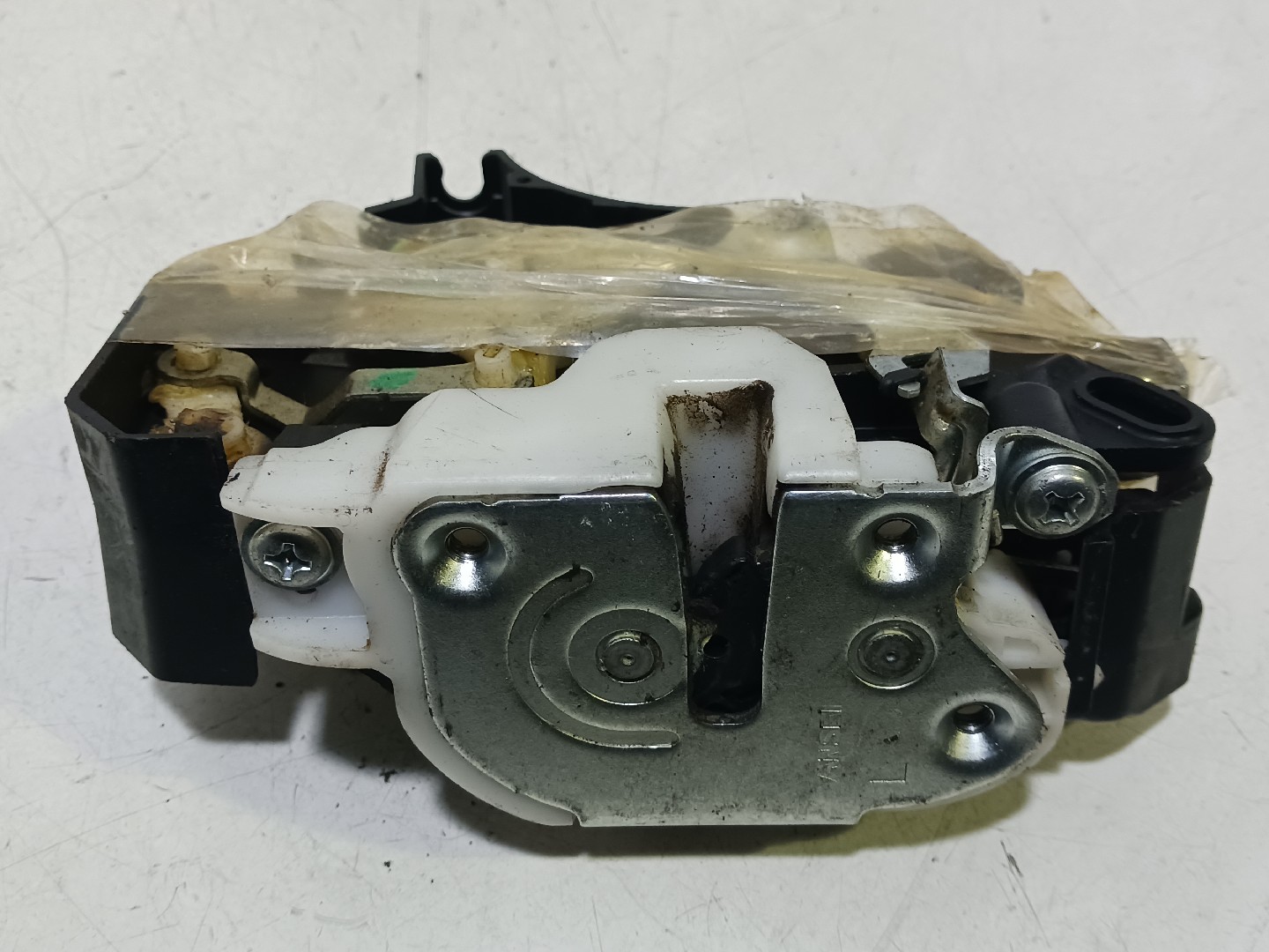 Fecho da Porta Frente Esq MITSUBISHI COLT VI (Z3_A, Z2_A) | 02 - 12
