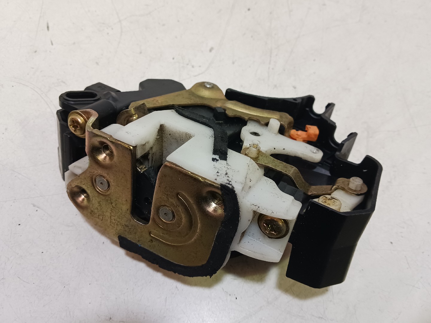 Fecho da Porta Frente Dto MITSUBISHI COLT VI (Z3_A, Z2_A) | 02 - 12