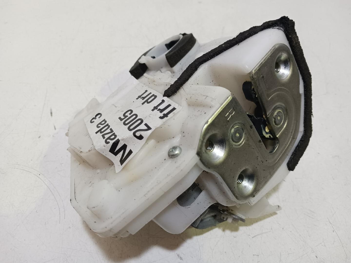 Fecho da Porta Frente Dto MAZDA 3 (BK) | 03 - 09