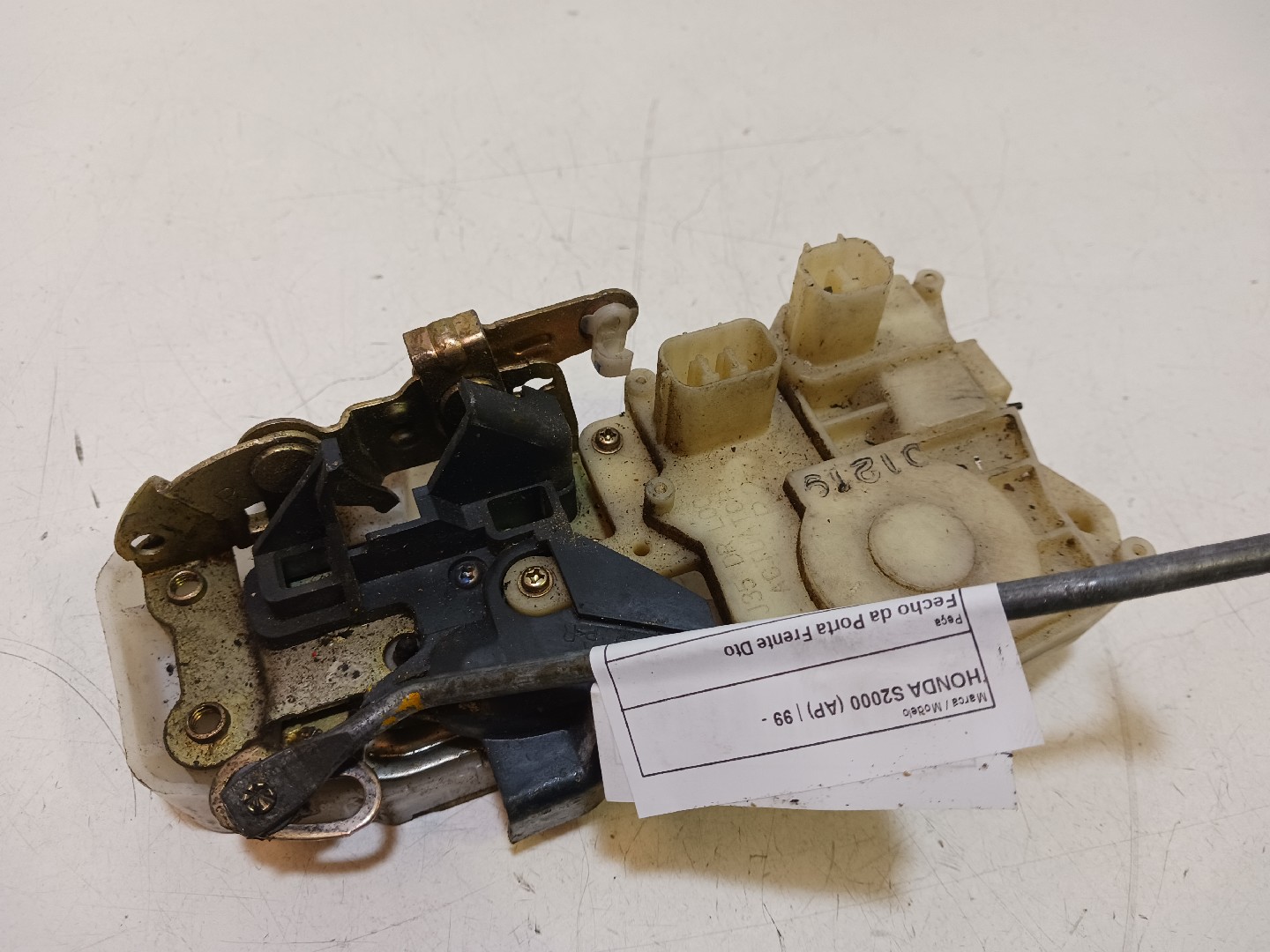 Fecho da Porta Frente Dto HONDA S2000 (AP) | 99 -  Imagem-1