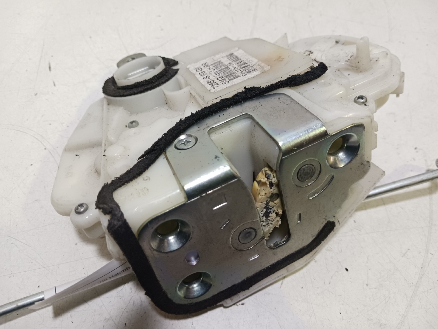 Fecho da Porta Trás Esq HONDA CIVIC VIII Hatchback (FN, FK) | 05 - 