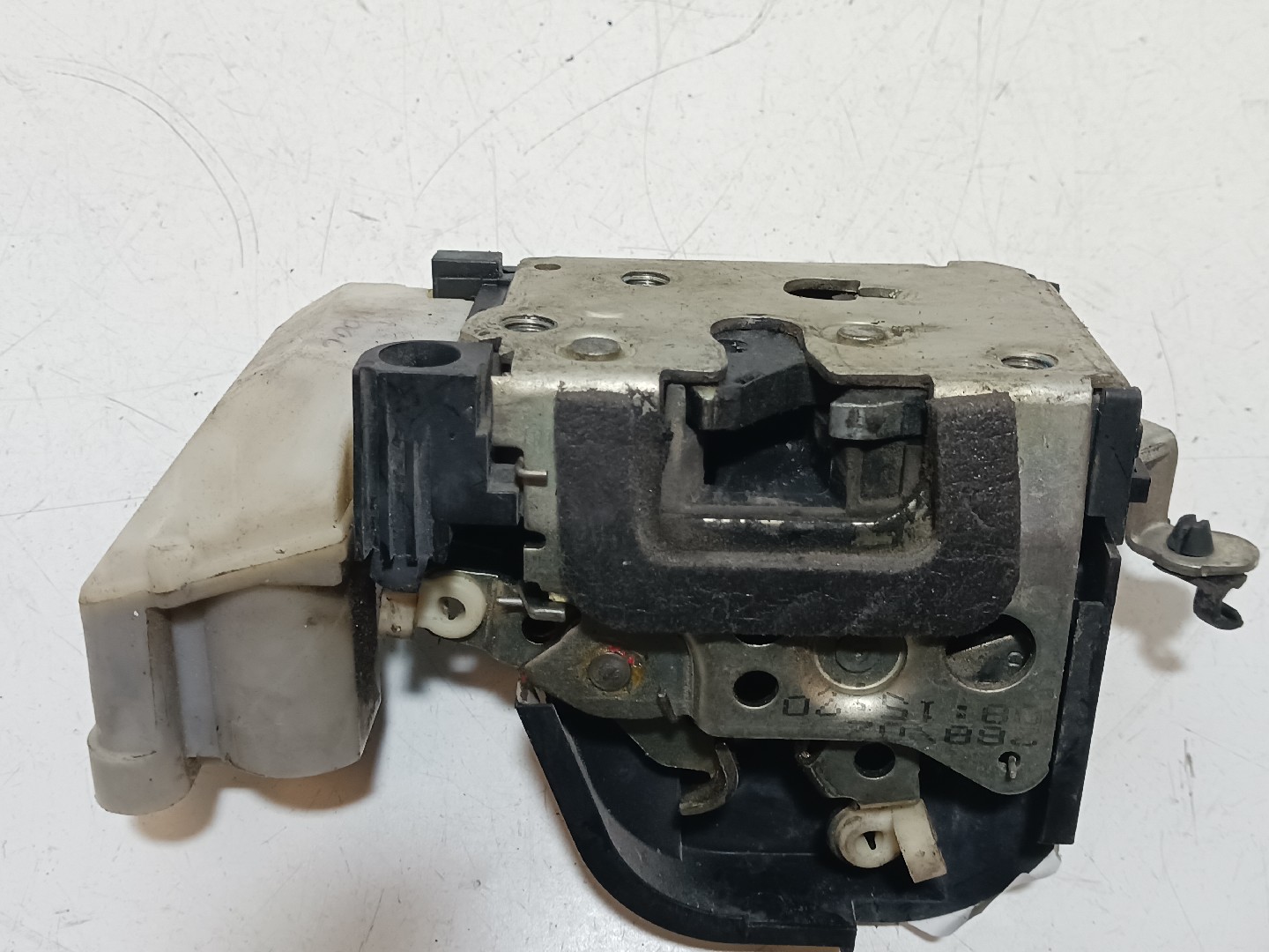 Fecho da Porta Frente Esq FIAT PUNTO (188_) | 99 - 12