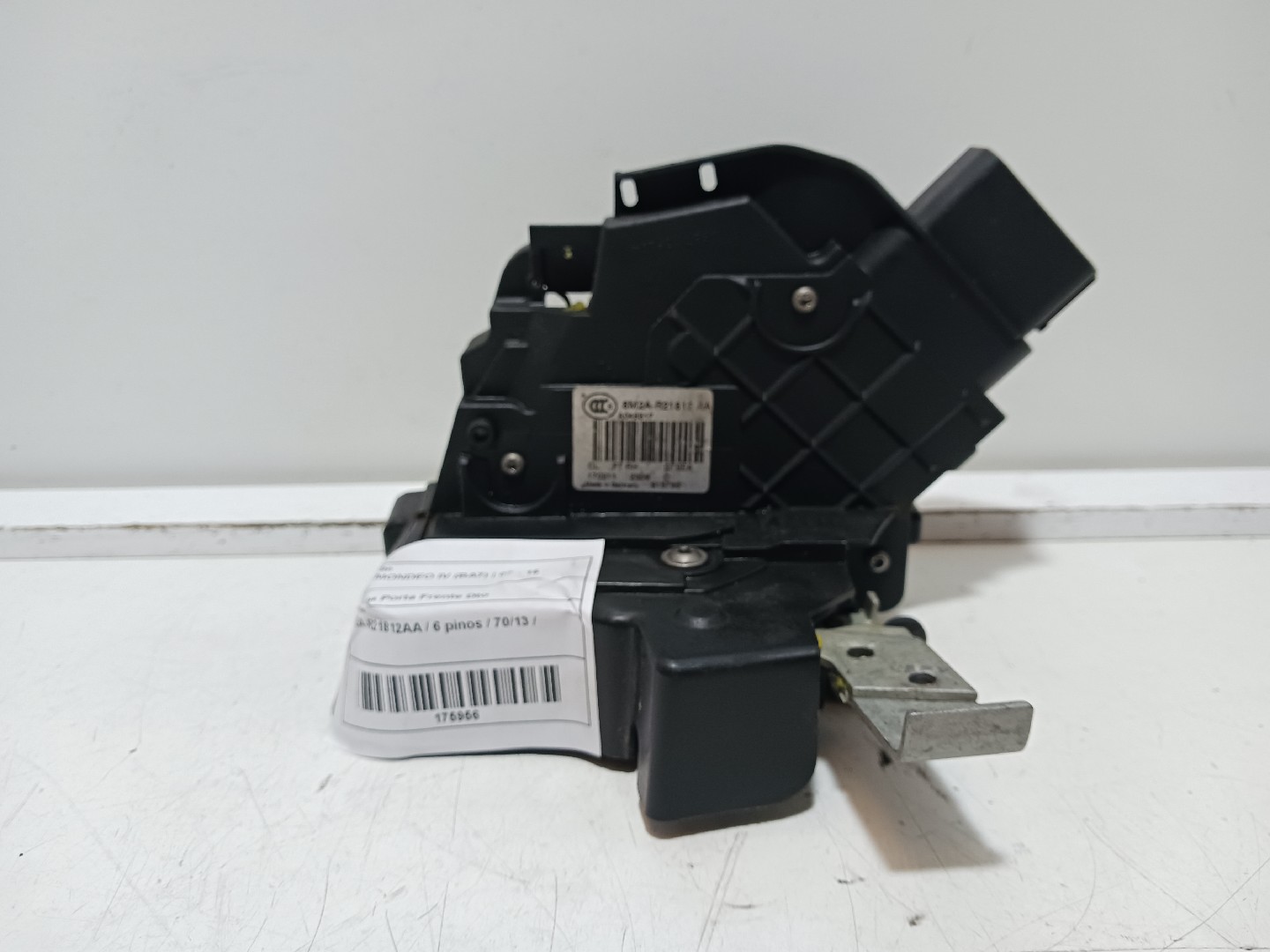 Fecho da Porta Frente Dto FORD MONDEO IV (BA7) | 07 - 15