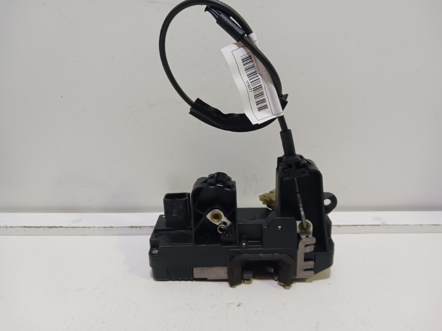 Fecho da Porta Trás Esq OPEL VECTRA C (Z02) | 02 - 09
