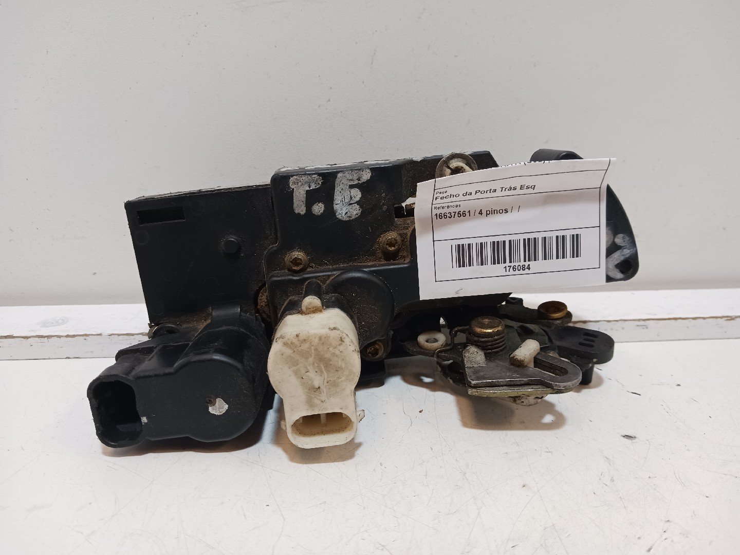Fecho da Porta Trás Esq OPEL FRONTERA A (U92) | 92 - 98
