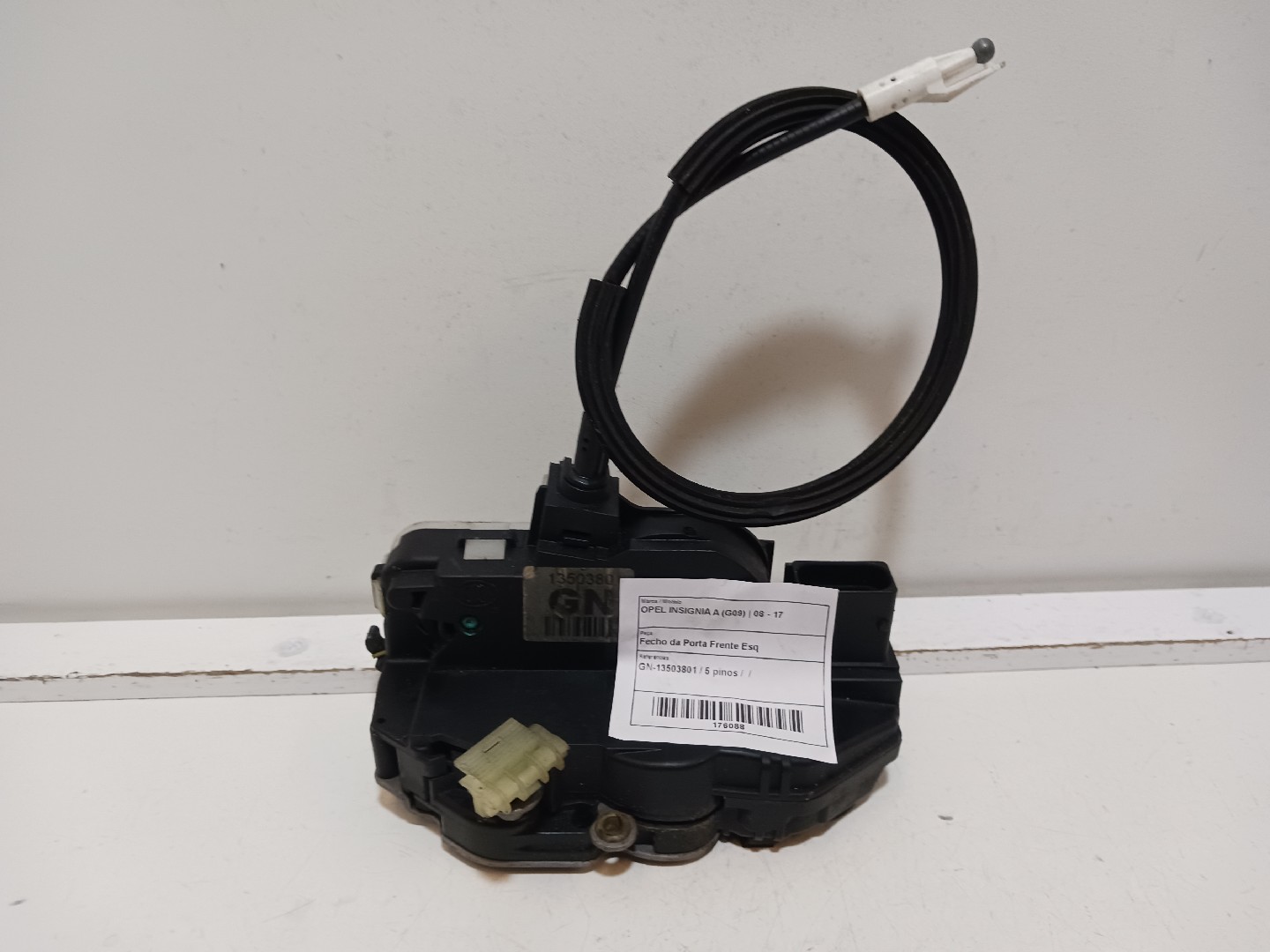 Fecho da Porta Frente Esq OPEL INSIGNIA A (G09) | 08 - 17