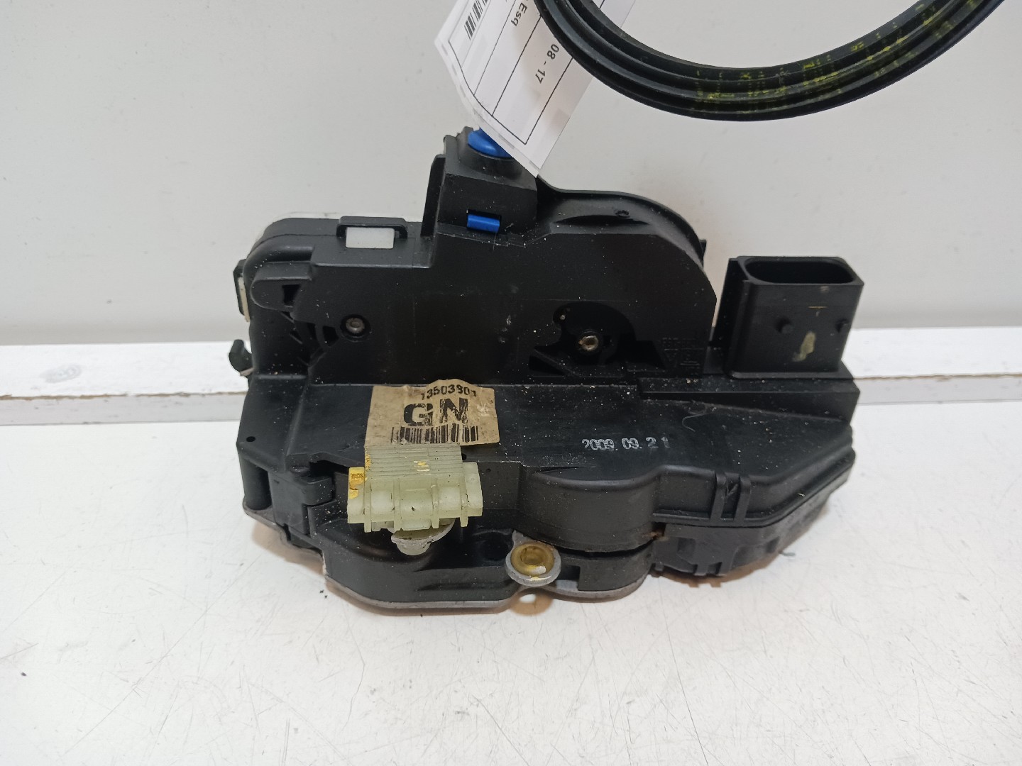 Fecho da Porta Frente Esq OPEL INSIGNIA A (G09) | 08 - 17