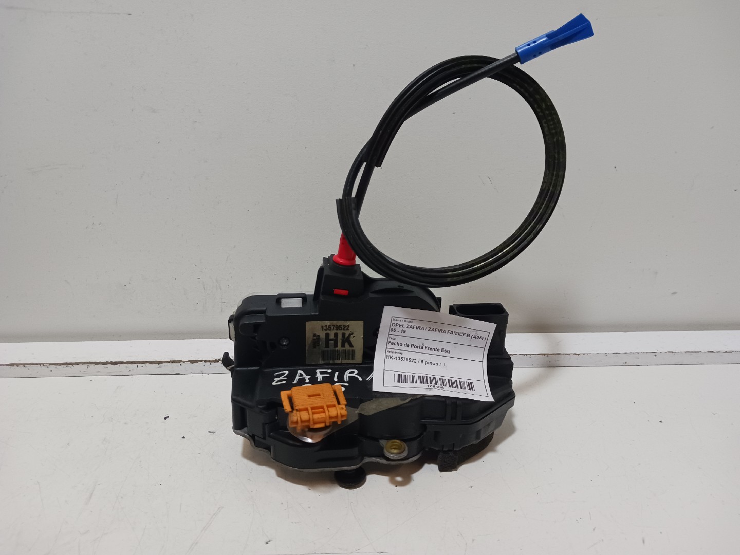 Fecho da Porta Frente Esq OPEL ZAFIRA / ZAFIRA FAMILY B (A05) | 05 - 19