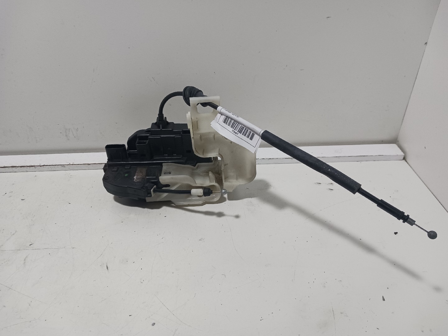 Fecho da Porta Frente Esq KIA CEED Hatchback (ED) | 06 - 12