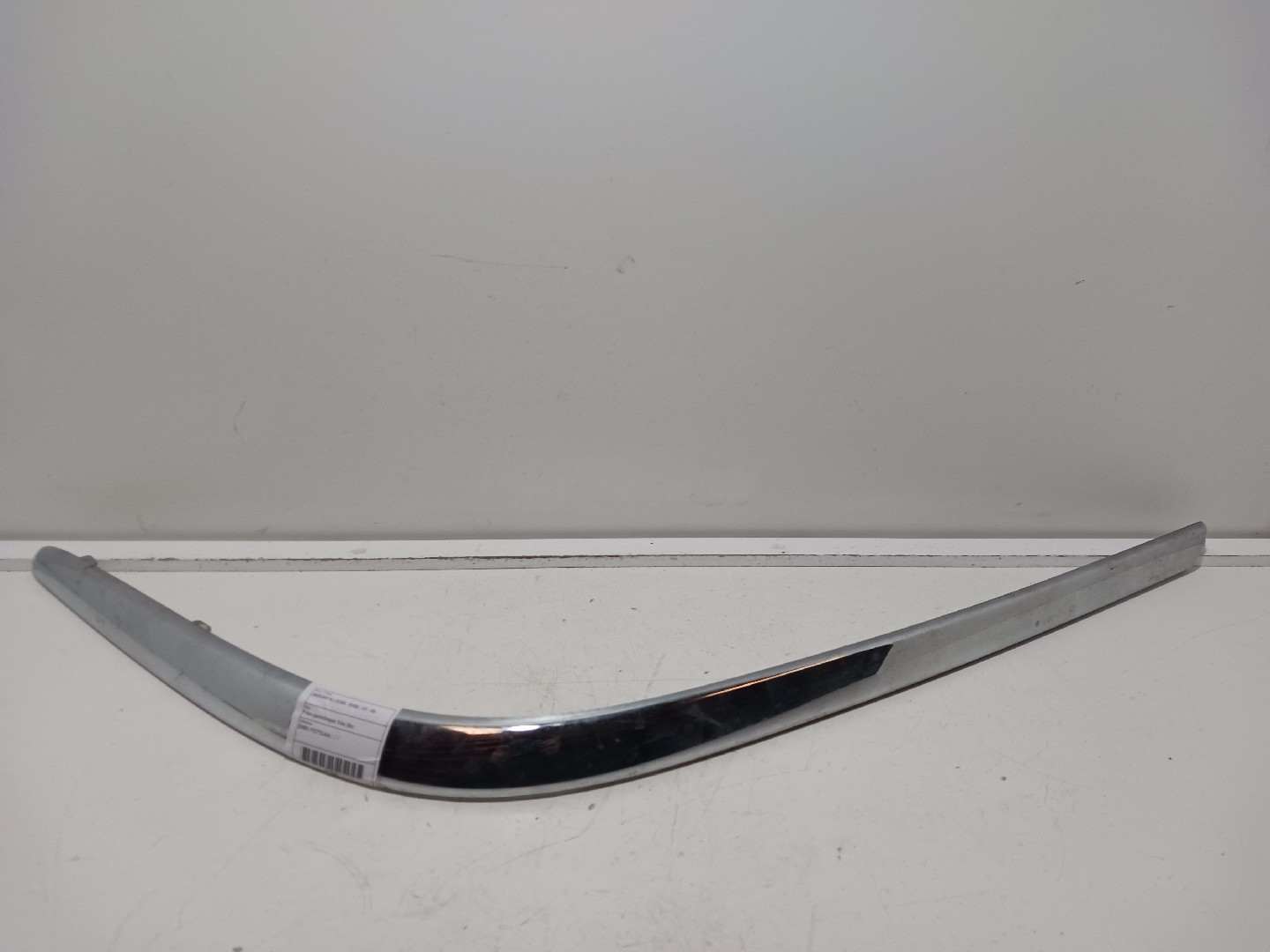 Friso parachoque Trás Dto JAGUAR XJ (X350, X358) | 03 - 09