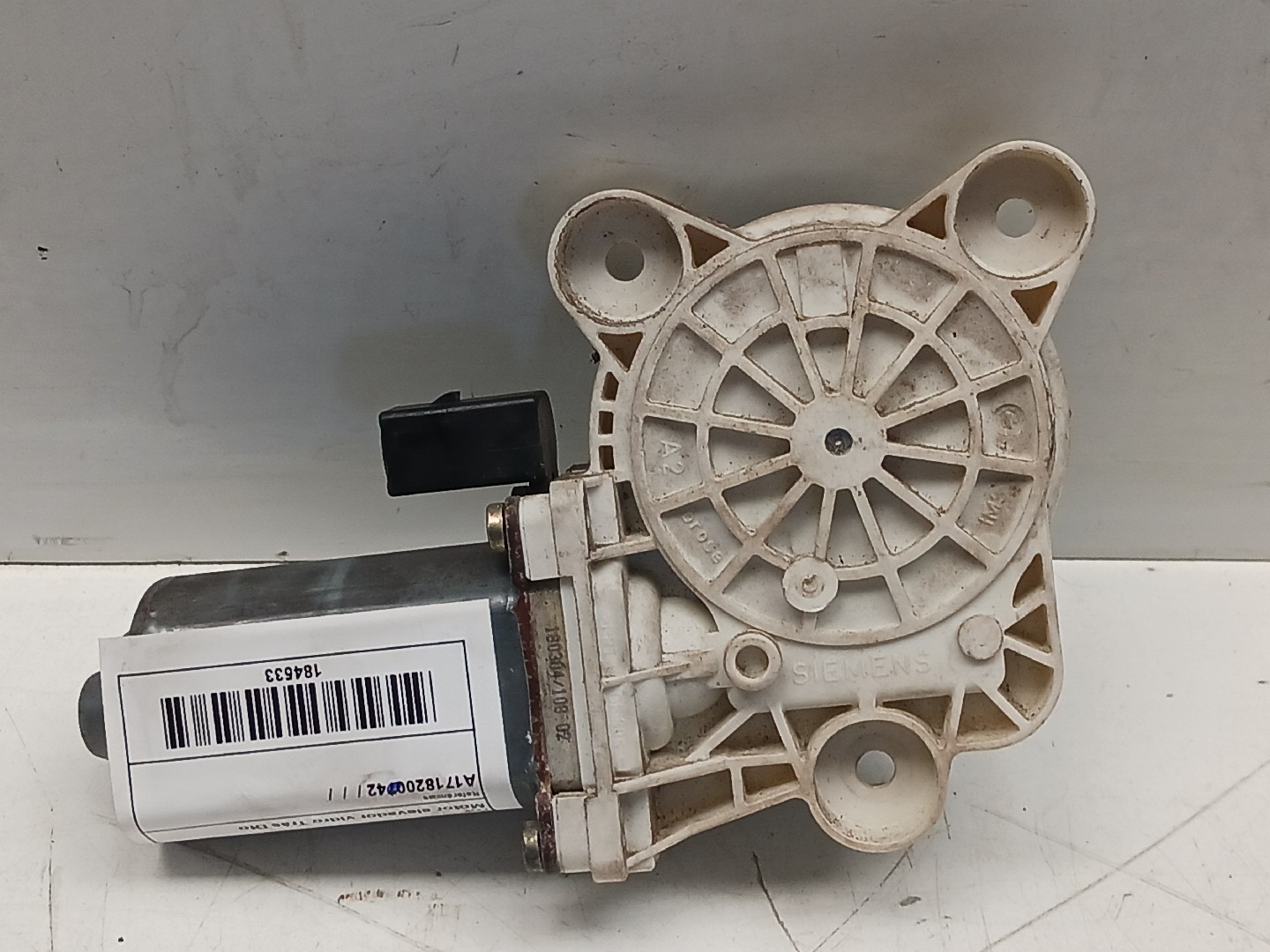 Motor elevador vidro Trás Dto MERCEDES-BENZ SLK (R171) | 04 - 11