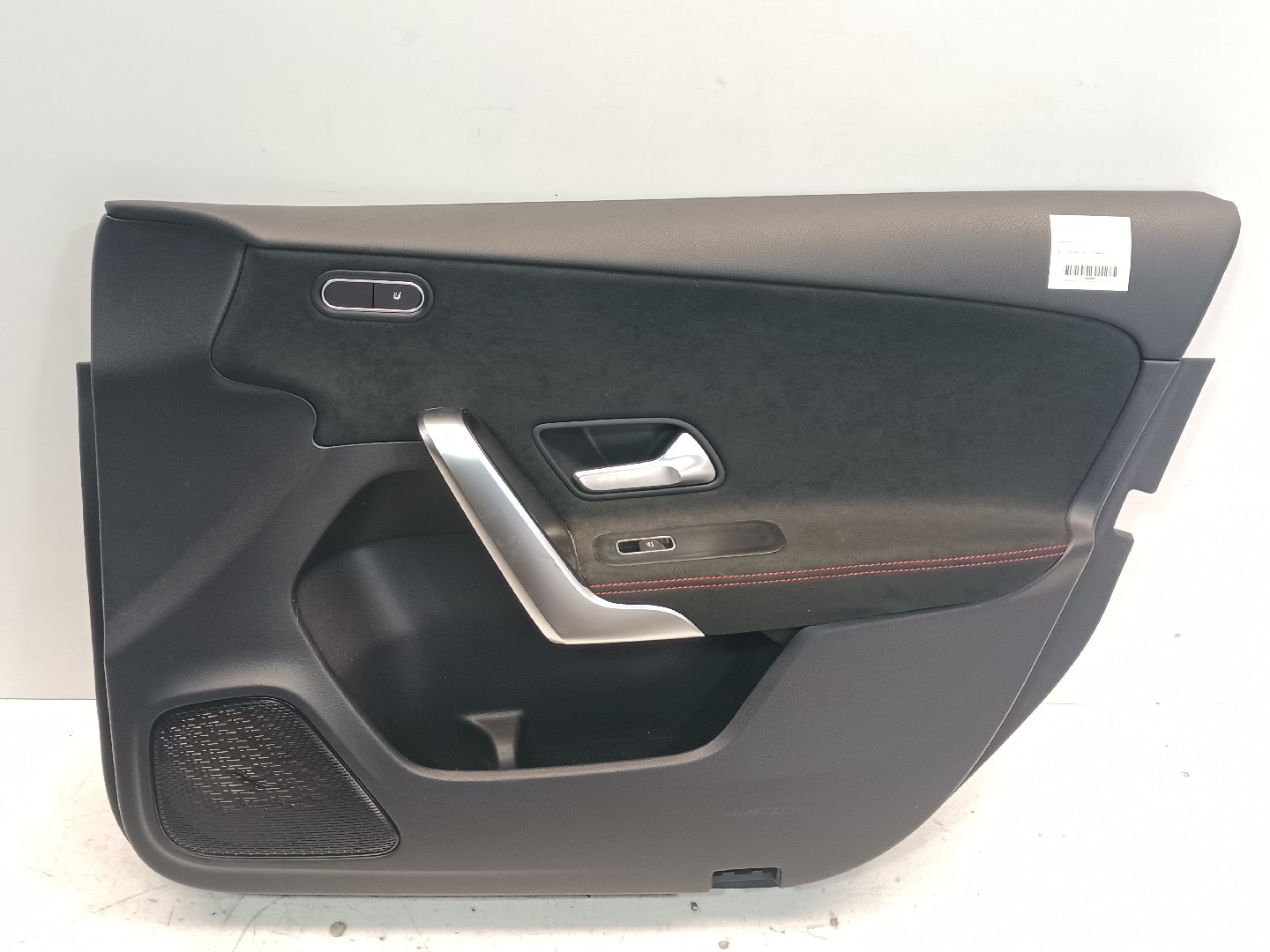 Quartela Frt Dto MERCEDES-BENZ A-CLASS (W177) | 18 - 