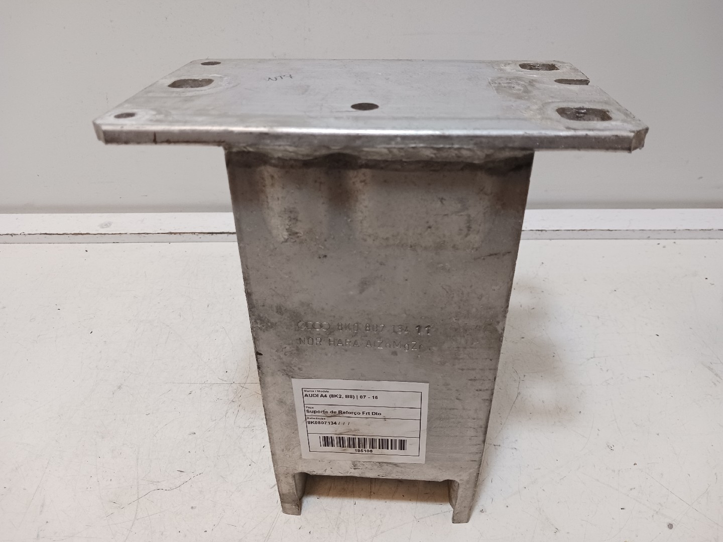 Suporte de Reforço Frt Dto AUDI A4 (8K2, B8) | 07 - 15