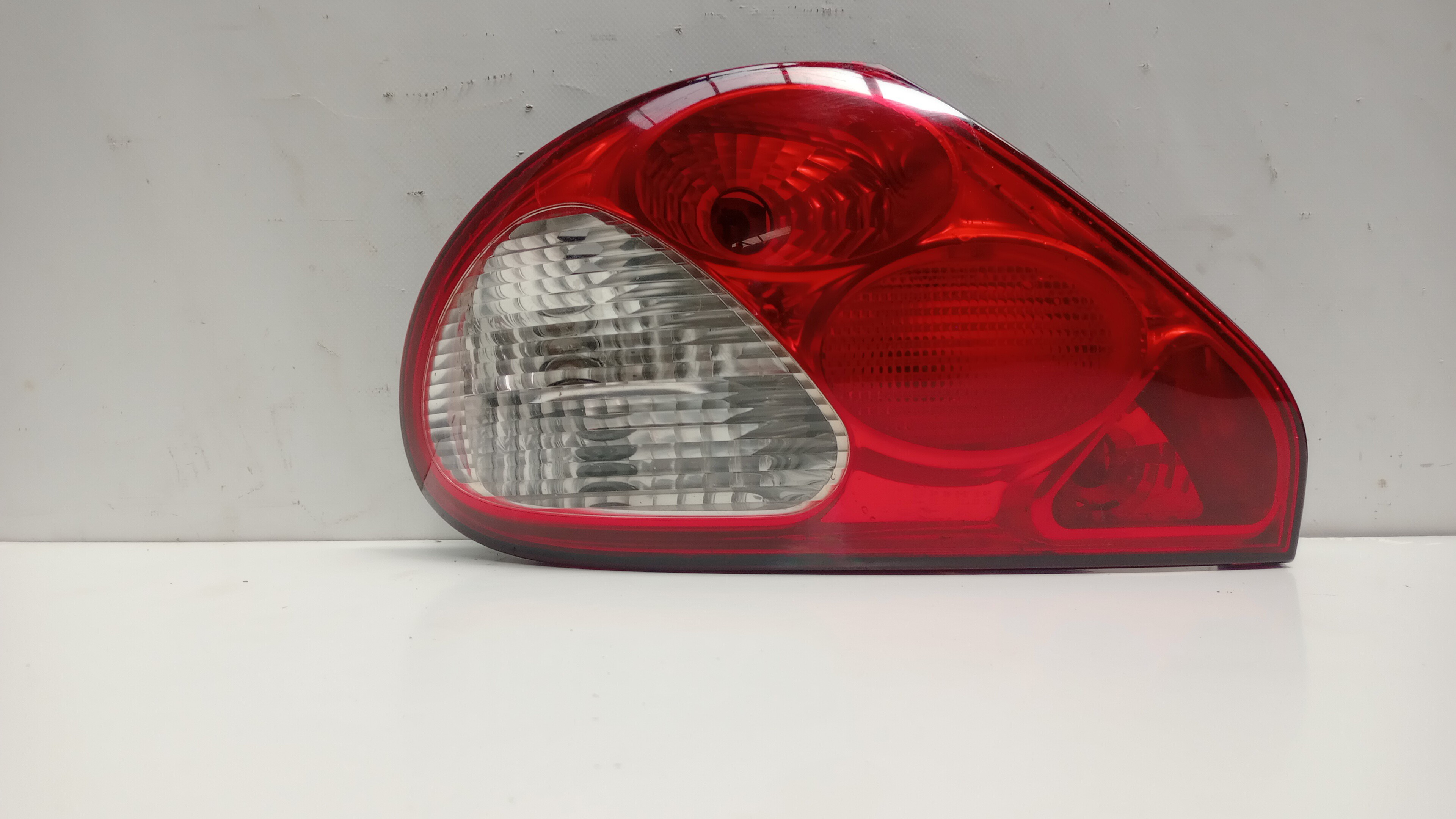 Farolim Stop Esq JAGUAR X-TYPE (X400) | 01 - 09