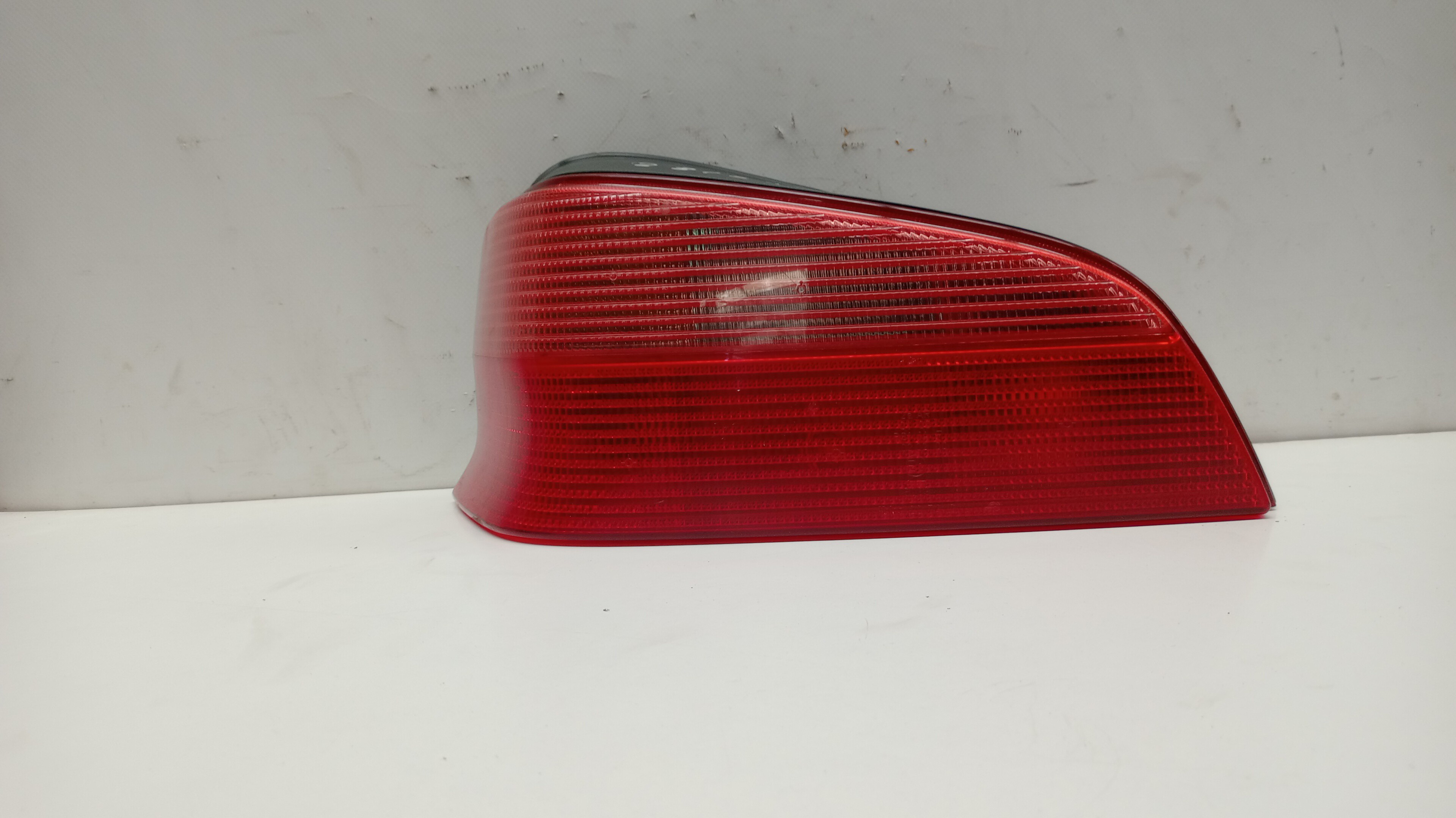 Farolim Stop Esq PEUGEOT 106 II (1A_, 1C_) | 96 - 05