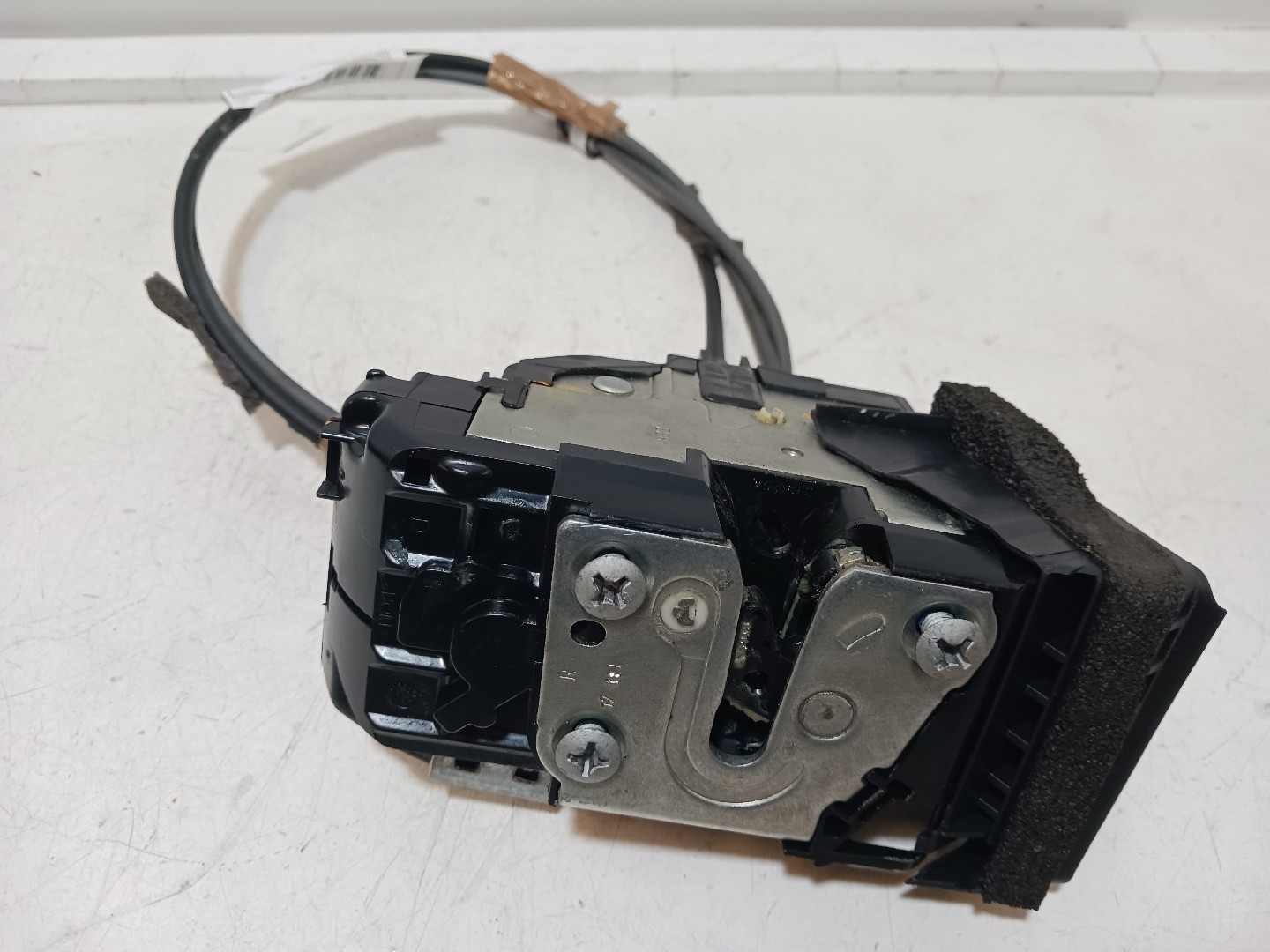 Fecho da Porta Frente Dto NISSAN JUKE (F15) | 10 - 