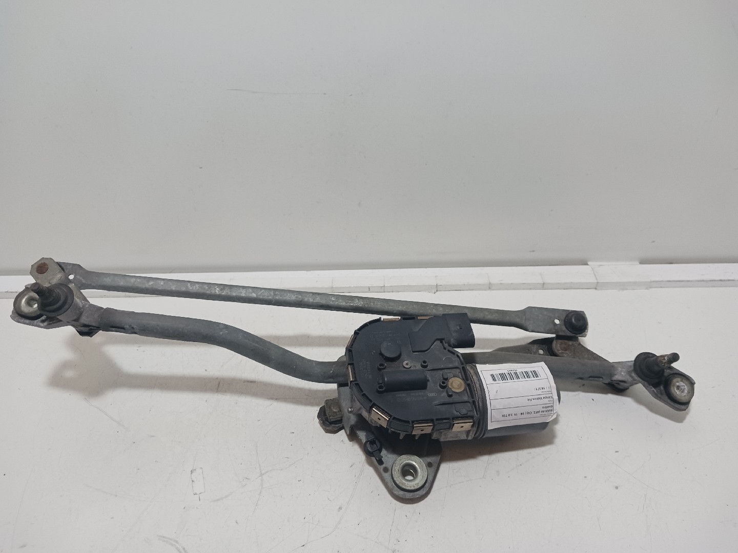 Limpa Vidros Frt AUDI A6 (4F2, C6) | 04 - 11