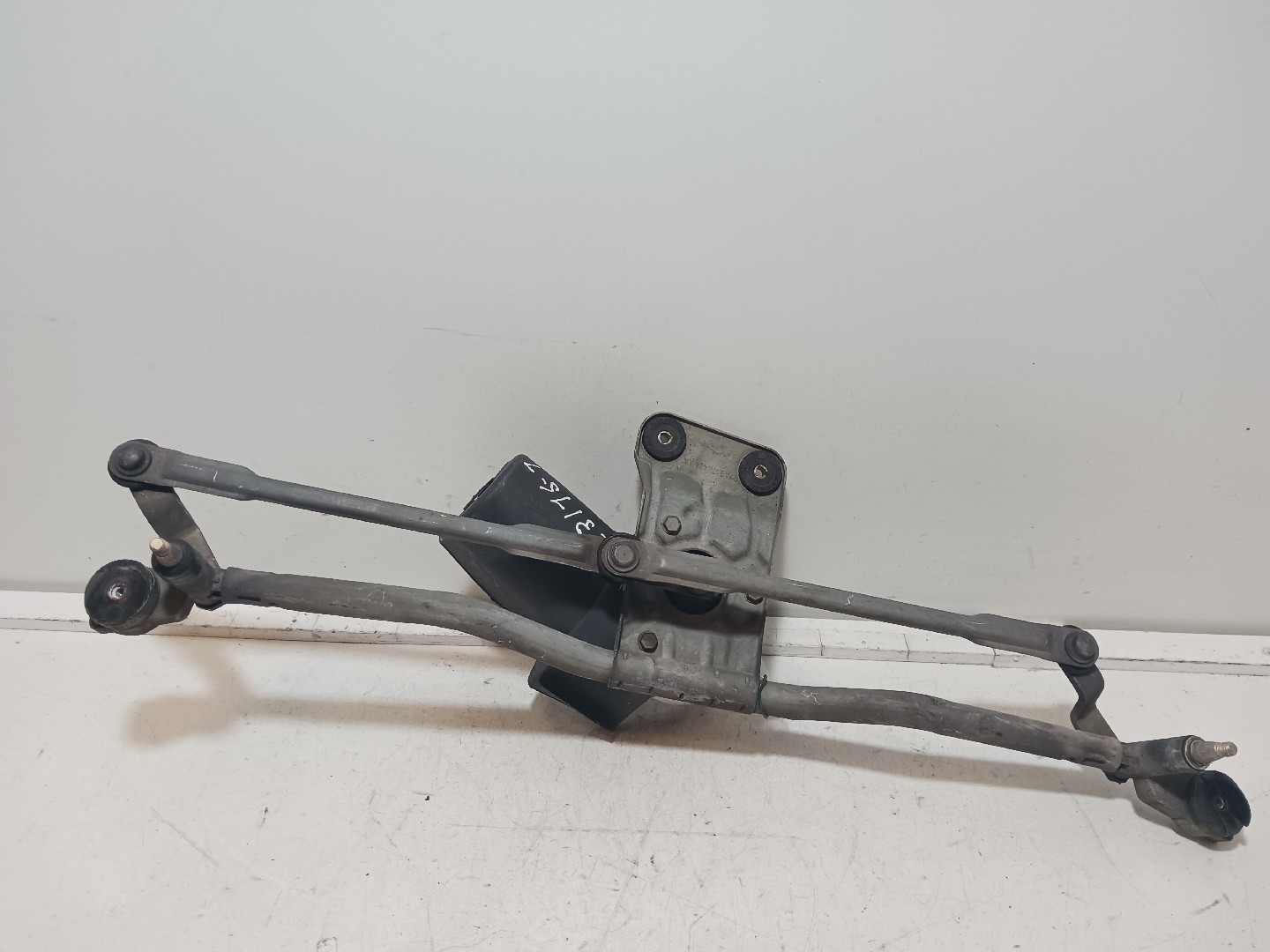 Limpa Vidros Frt FORD ESCORT VI Turnier (GAL, ANL) | 95 - 02