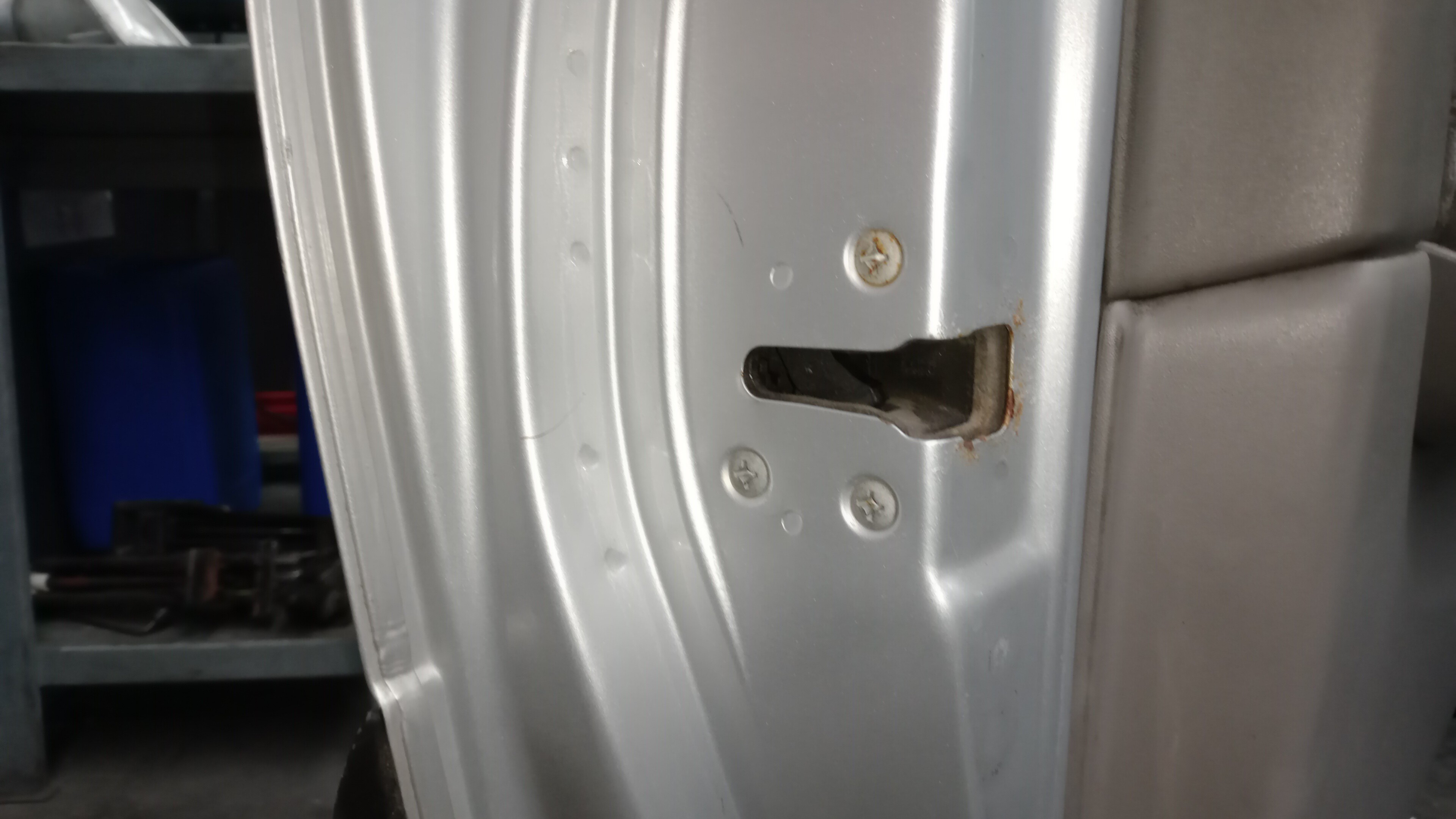 Fecho da Porta Frente Esq NISSAN ALMERA II Hatchback (N16) | 00 - 