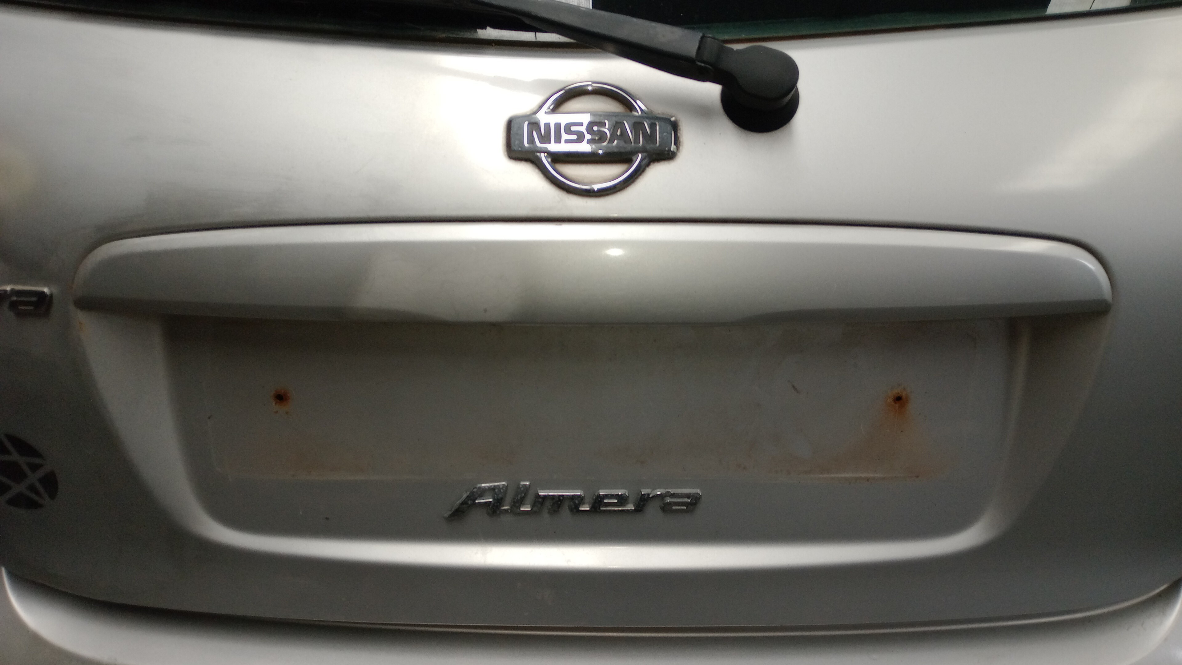 Punho Exterior da Mala NISSAN ALMERA II Hatchback (N16) | 00 - 