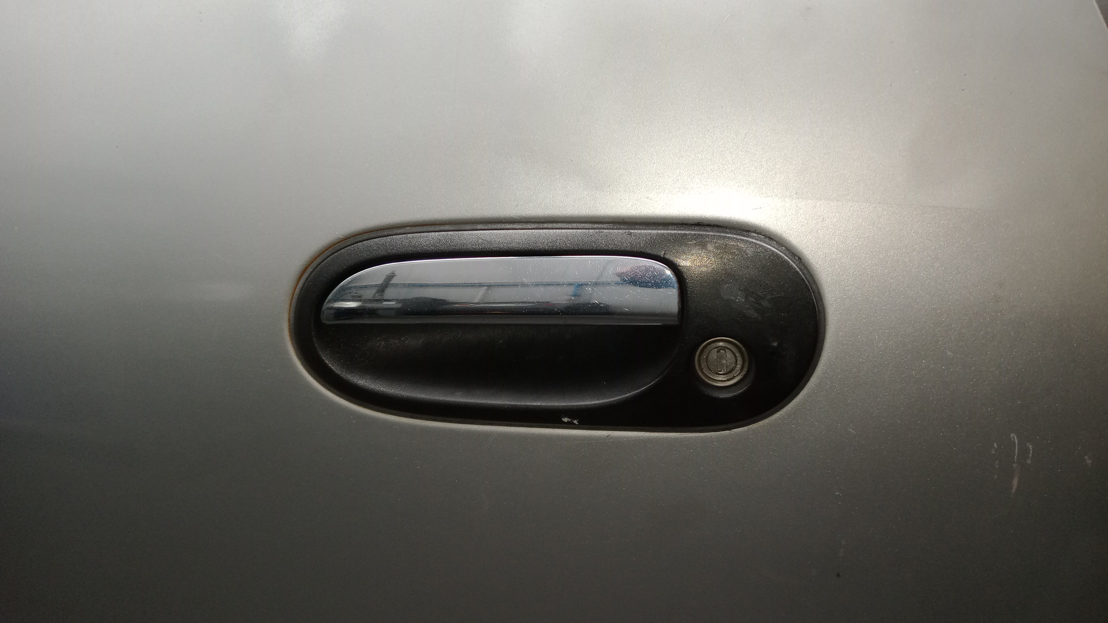 Punho Exterior Frente Esq NISSAN ALMERA II Hatchback (N16) | 00 - 