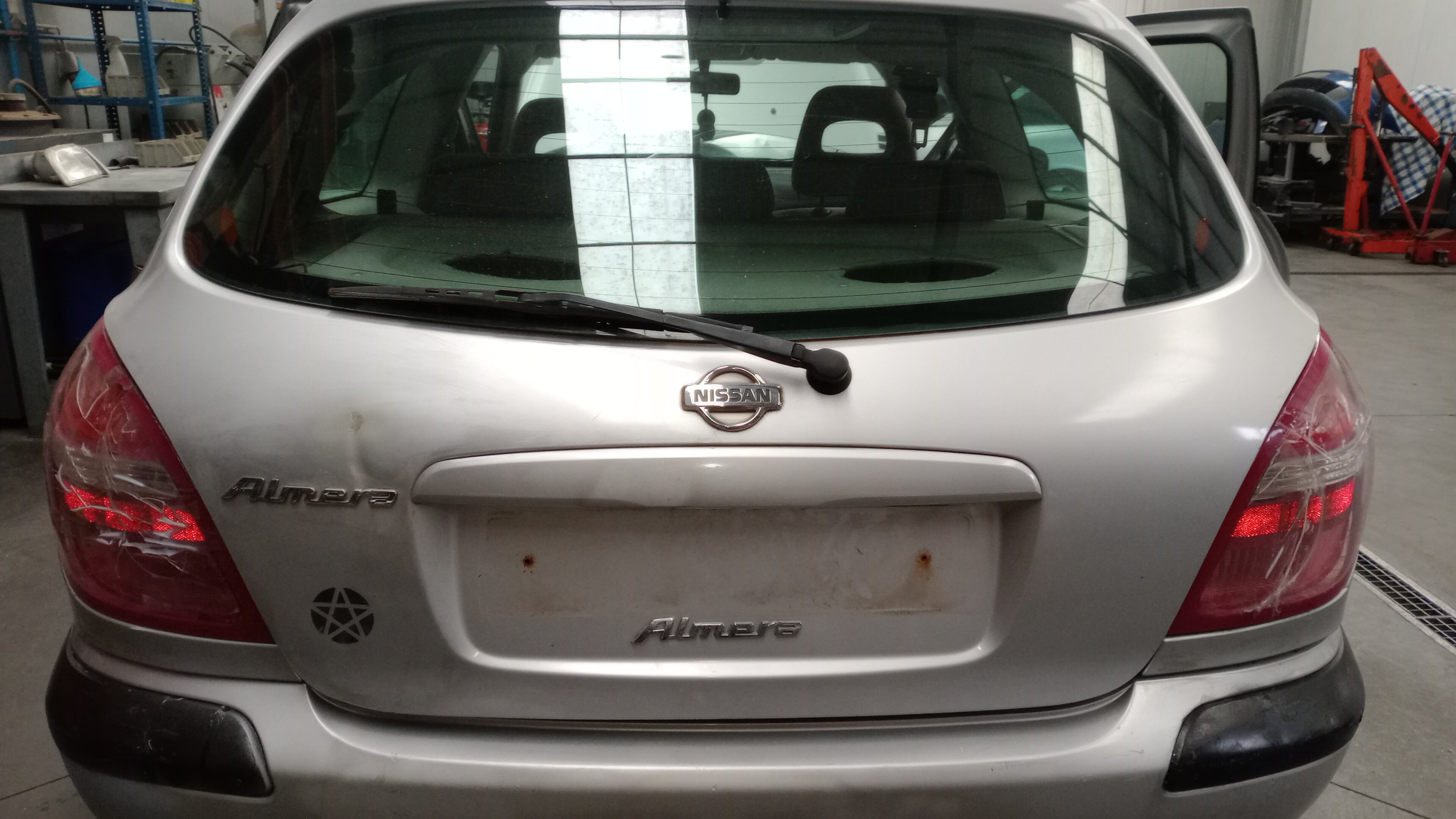 Tampa da Mala NISSAN ALMERA II Hatchback (N16) | 00 - 