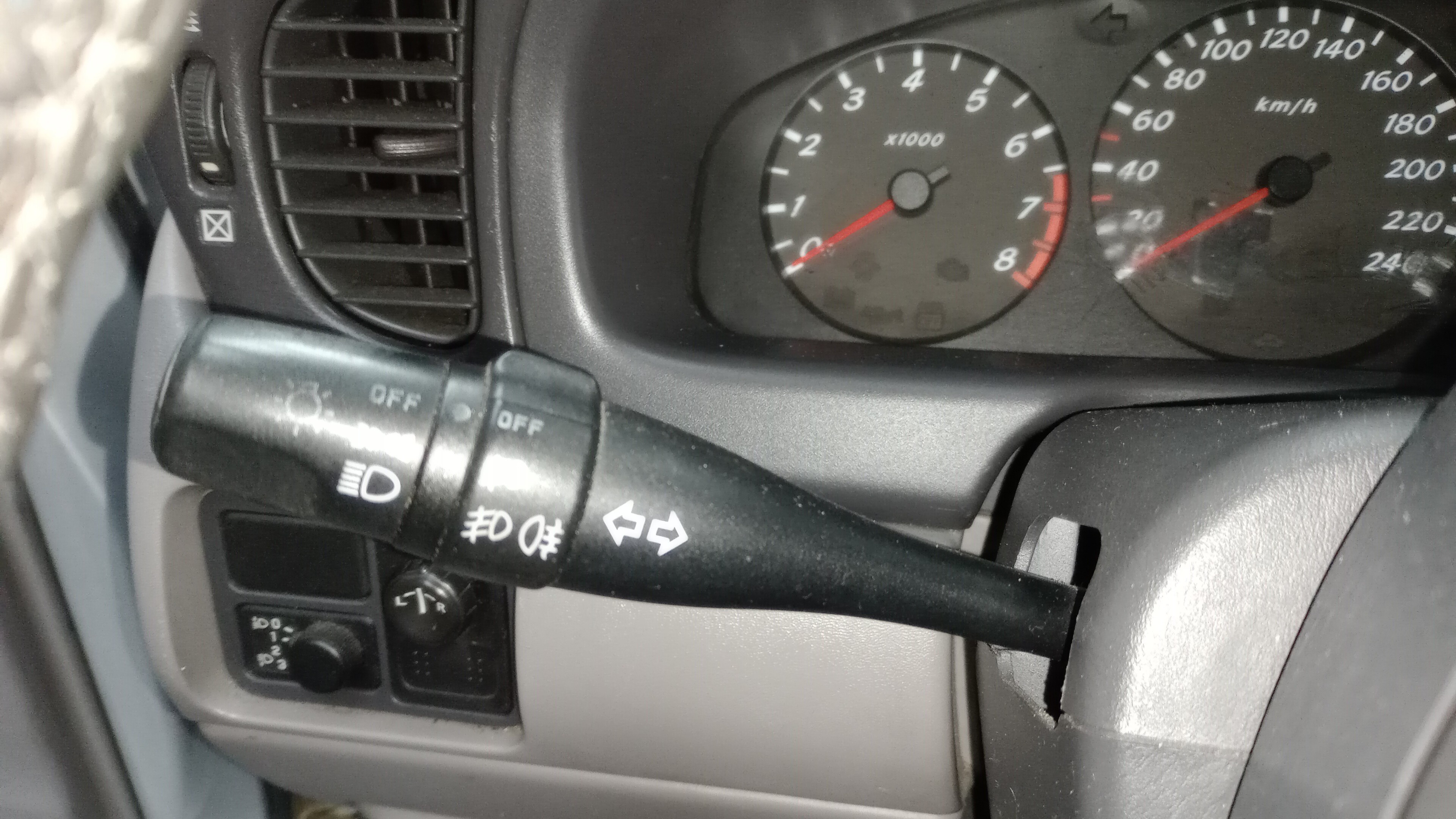 Manipulo de Luzes, Piscas e Limpa-vidros NISSAN ALMERA II Hatchback (N16) | 00 - 