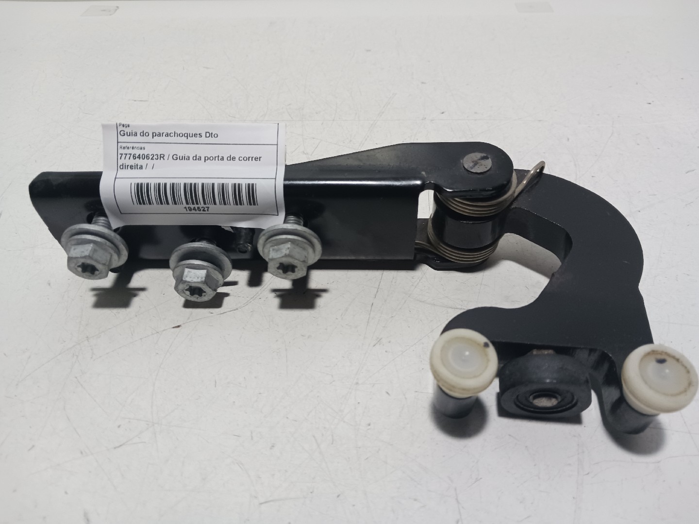 Guia do parachoques Dto RENAULT MASTER III Caixa (FV) | 10 - 