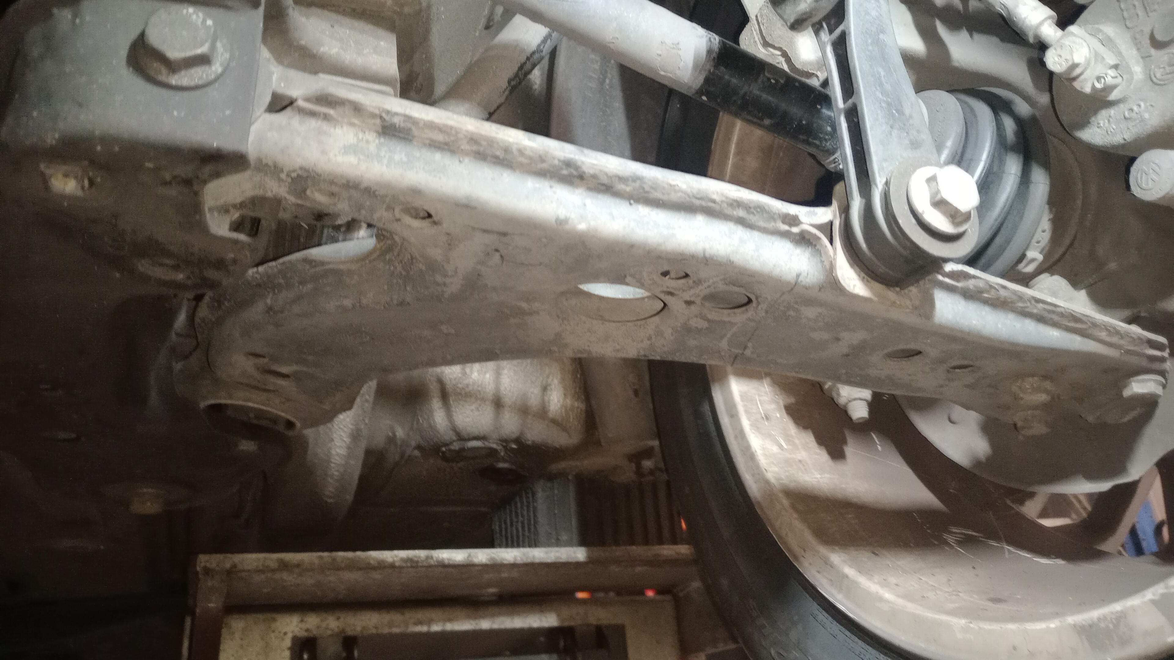 Braço suspensão Frt Esq SKODA OCTAVIA I Combi (1U5) | 98 - 10