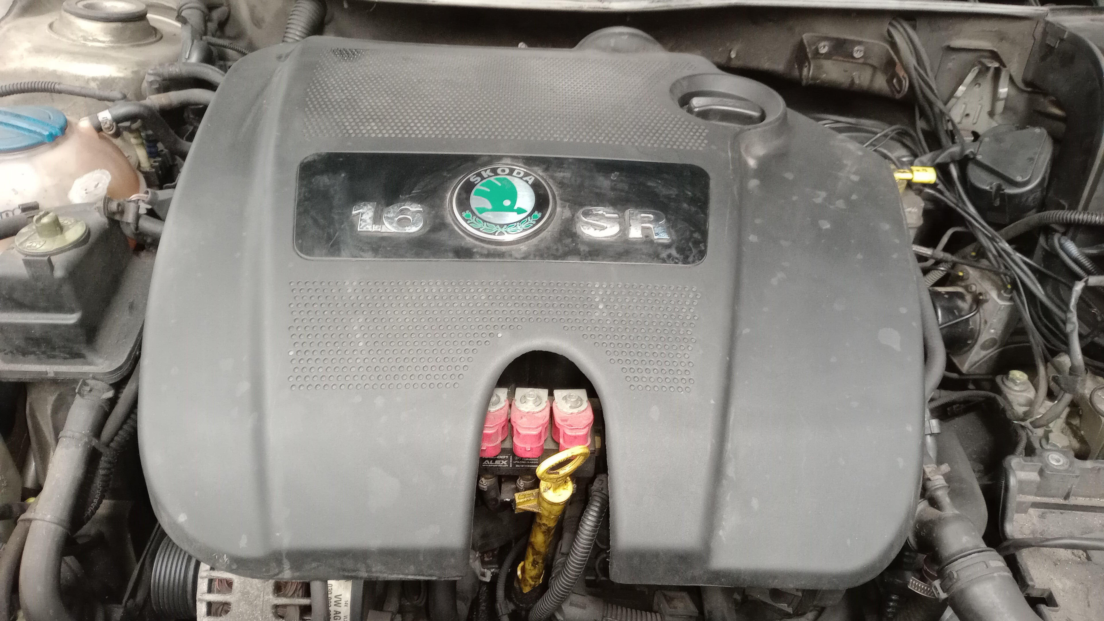 Tampa do motor SKODA OCTAVIA I Combi (1U5) | 98 - 10
