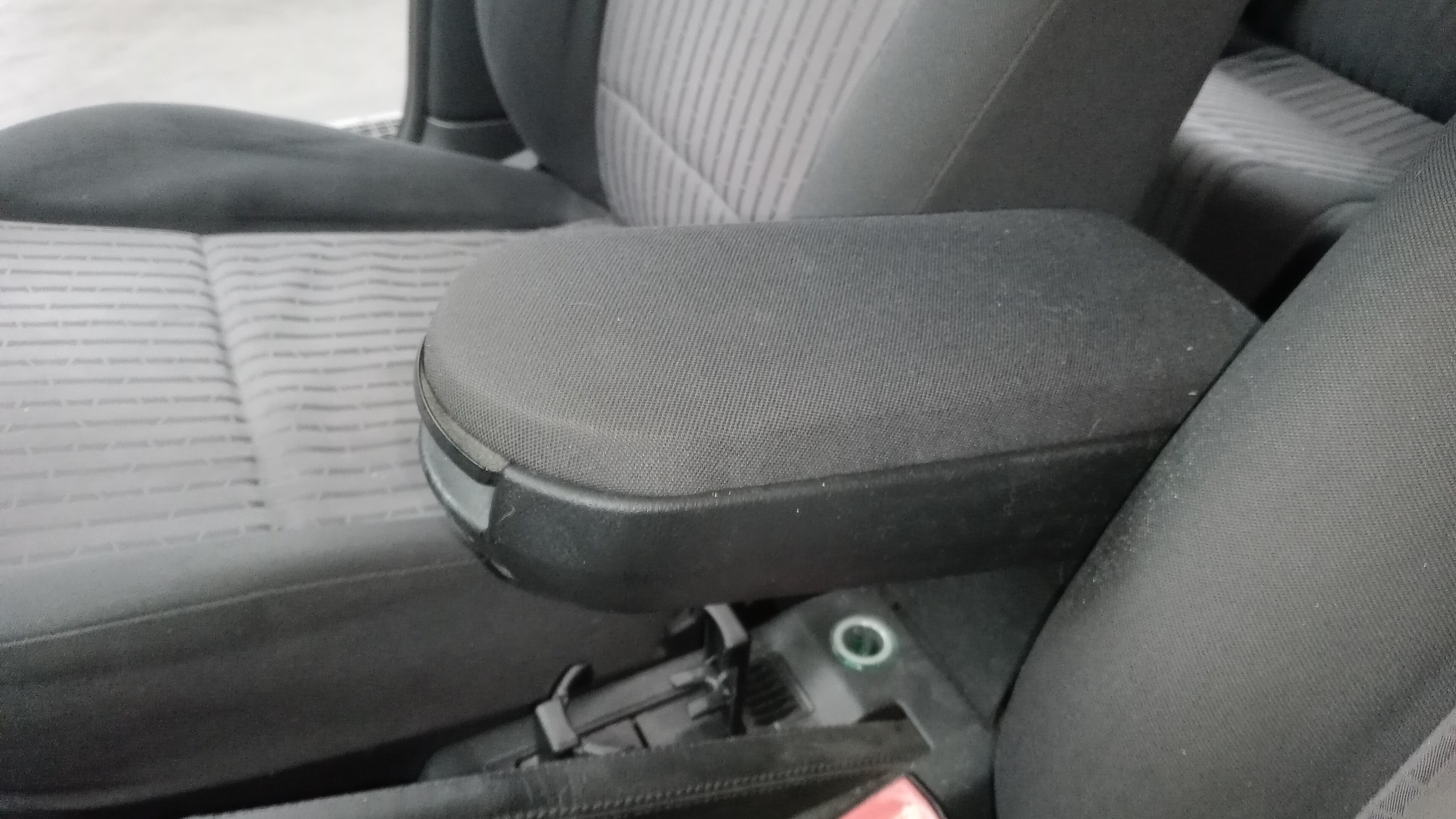 Apoio de braço SKODA OCTAVIA I Combi (1U5) | 98 - 10