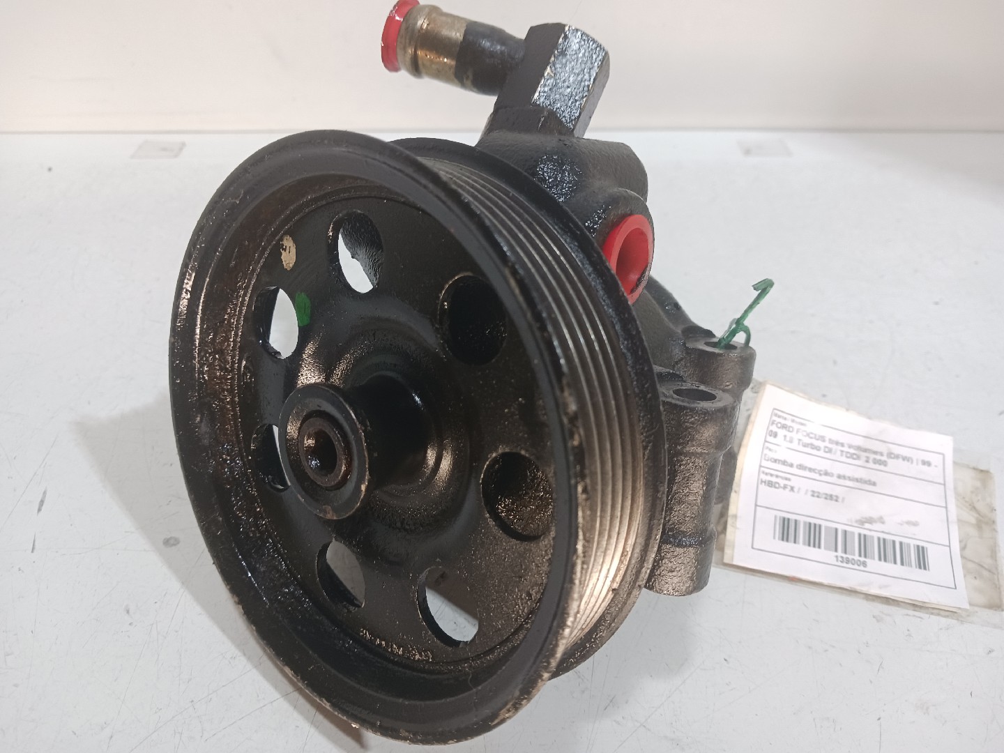 Bomba direcção assistida FORD FOCUS três volumes (DFW) | 99 - 09