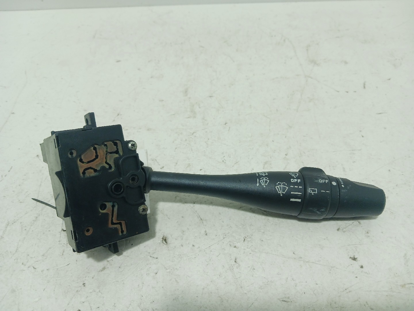 Manipulo de Limpa Vidros NISSAN ALMERA II (N16) | 00 - 