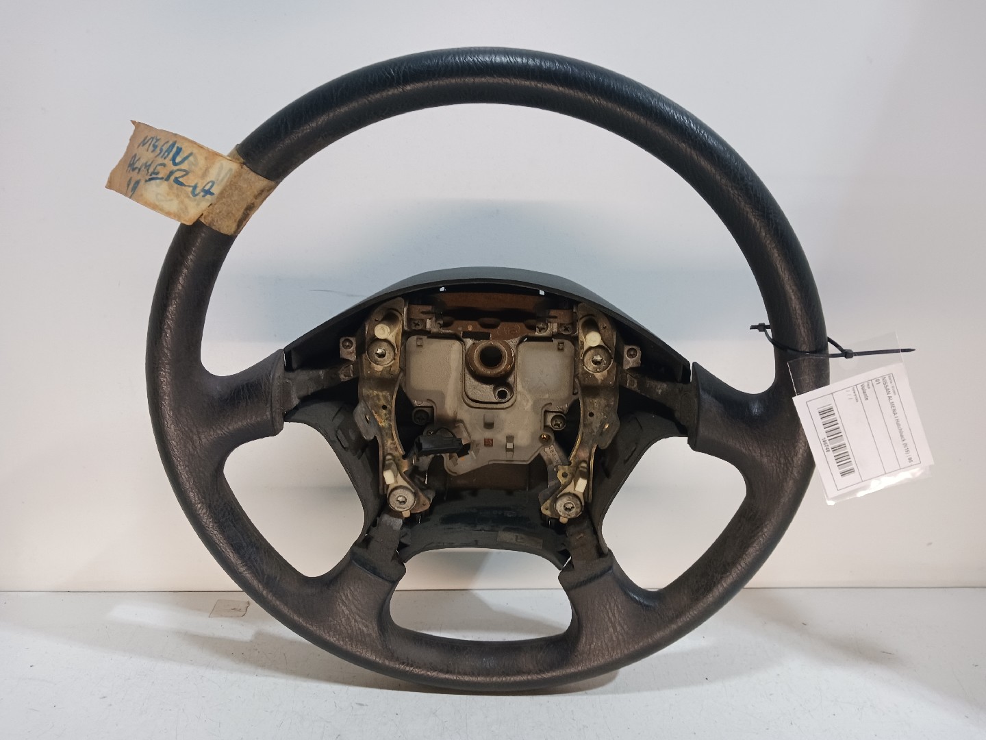 Volante NISSAN ALMERA I Hatchback (N15) | 95 - 01