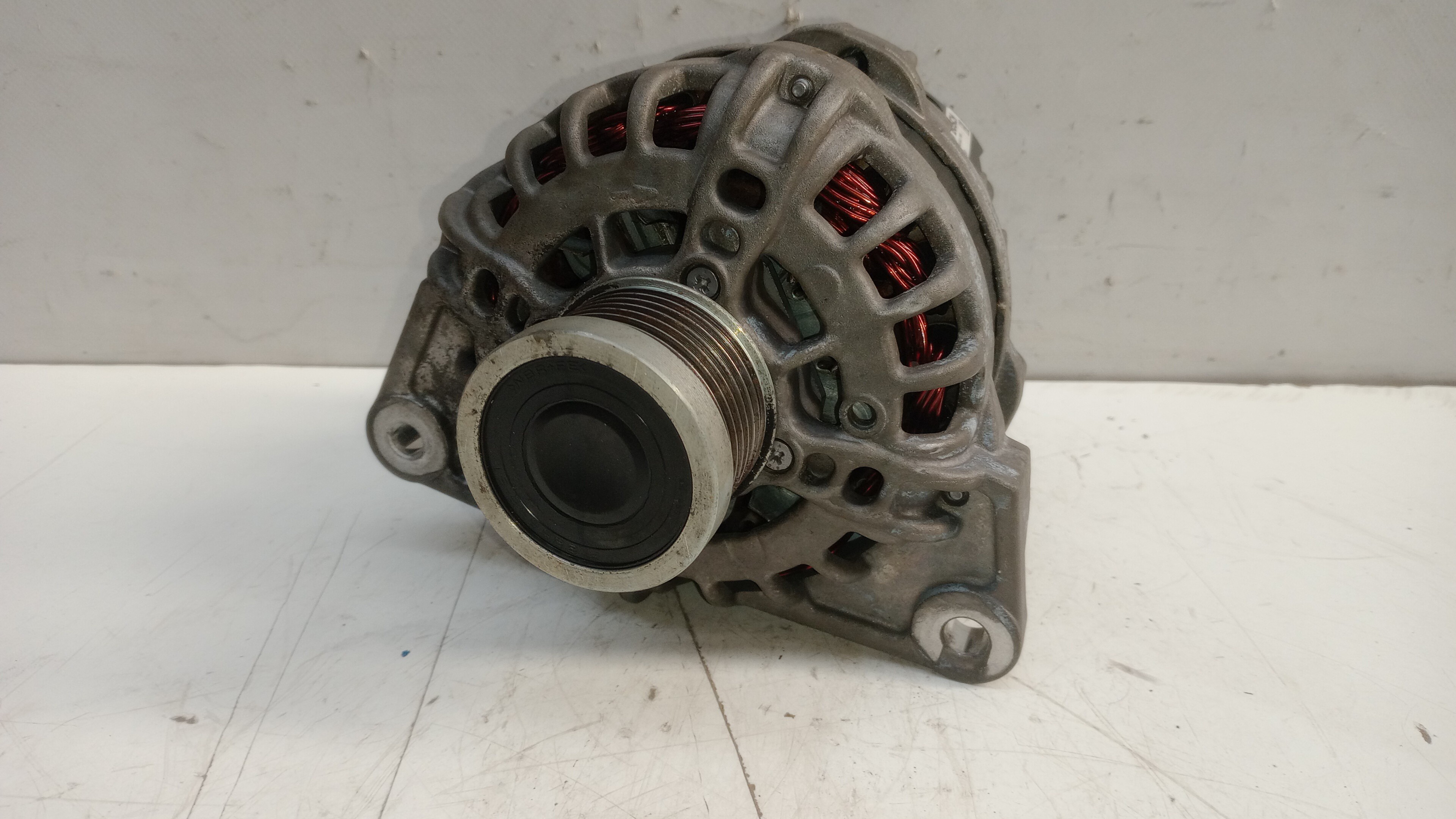 Alternador MITSUBISHI CANTER Camião de plataforma/chassis (FB_, FE_, FG_) | 01 - 