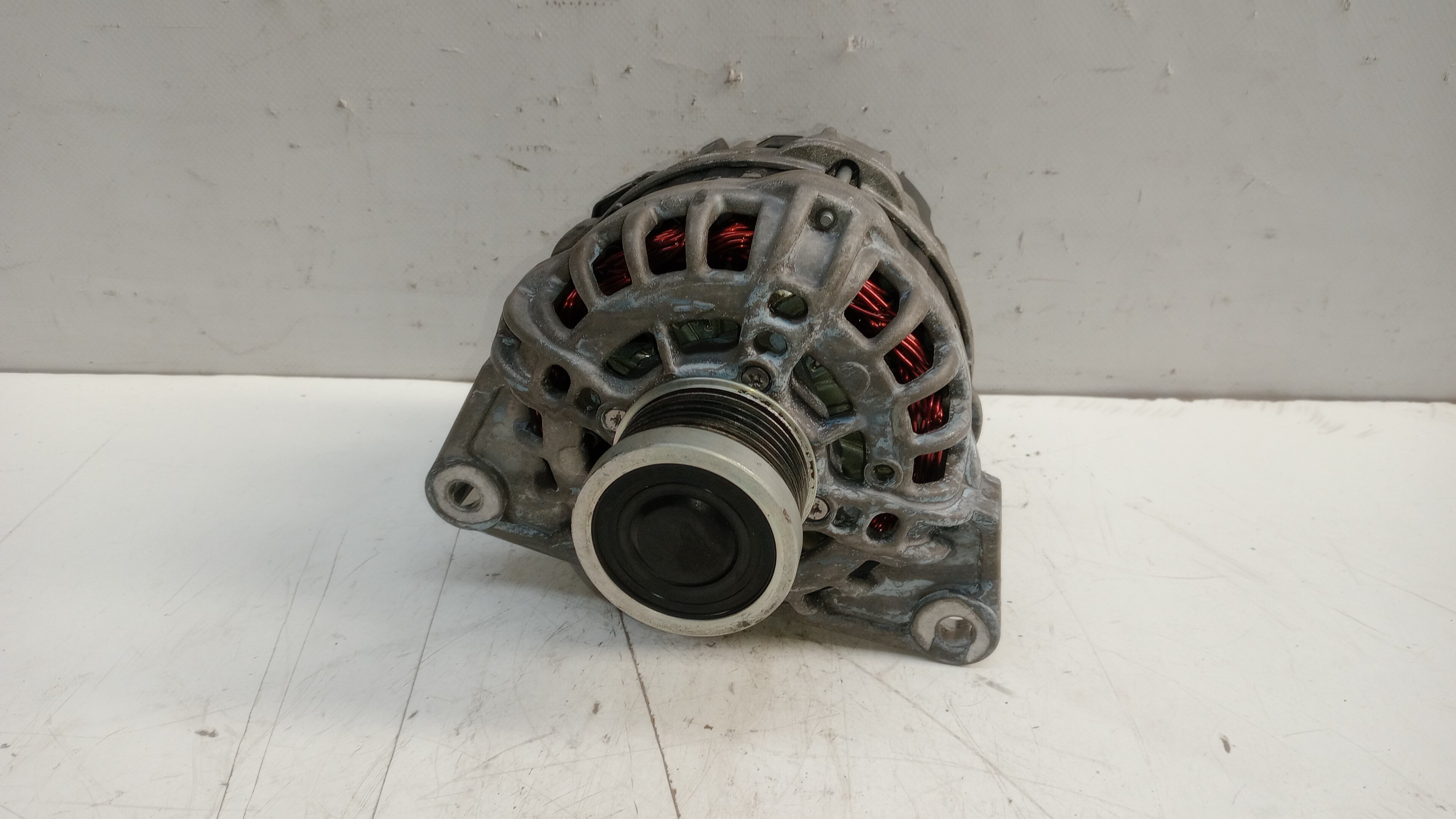Alternador MITSUBISHI CANTER Camião de plataforma/chassis (FB_, FE_, FG_) | 01 - 