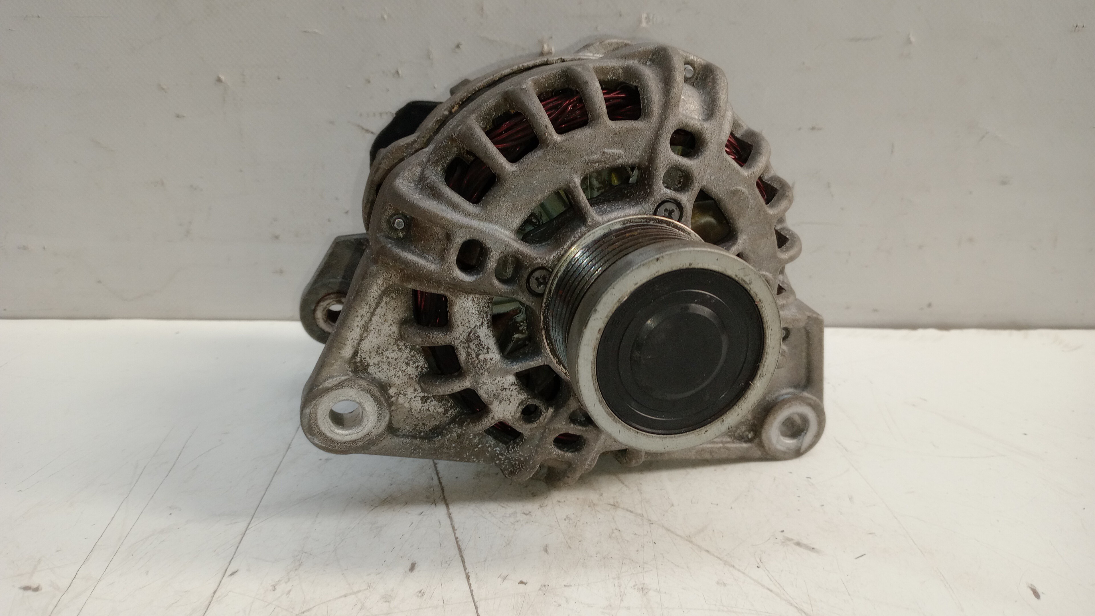 Alternador MITSUBISHI CANTER Camião de plataforma/chassis (FB_, FE_, FG_) | 01 - 