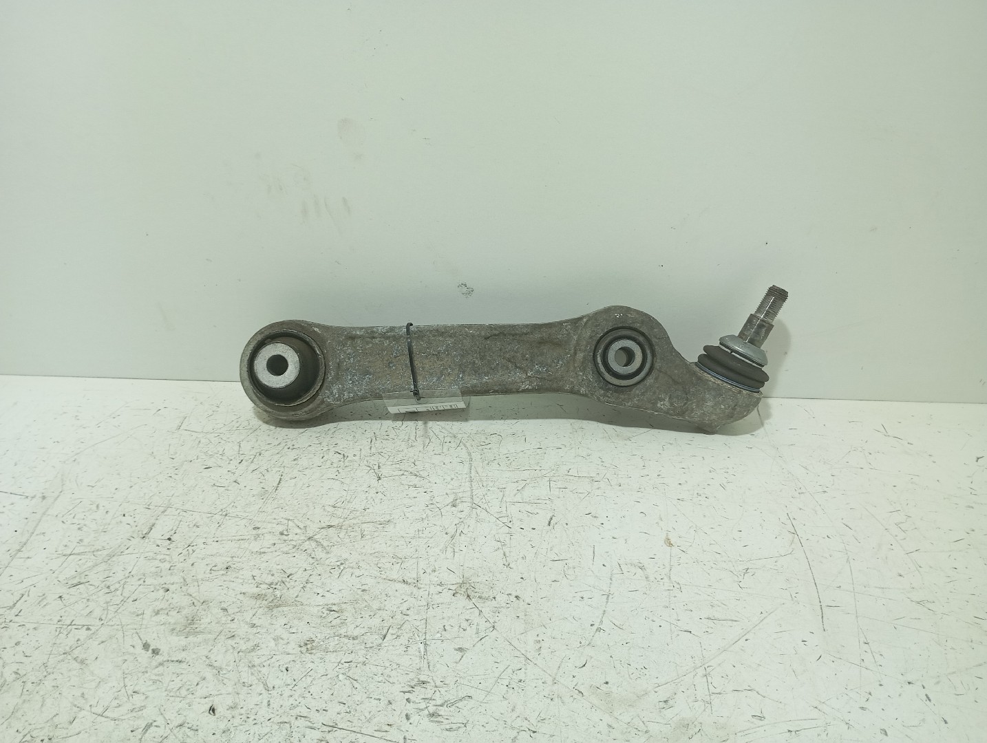 Braço suspensão Frt Dto BMW 5 Gran Turismo (F07) | 09 - 17