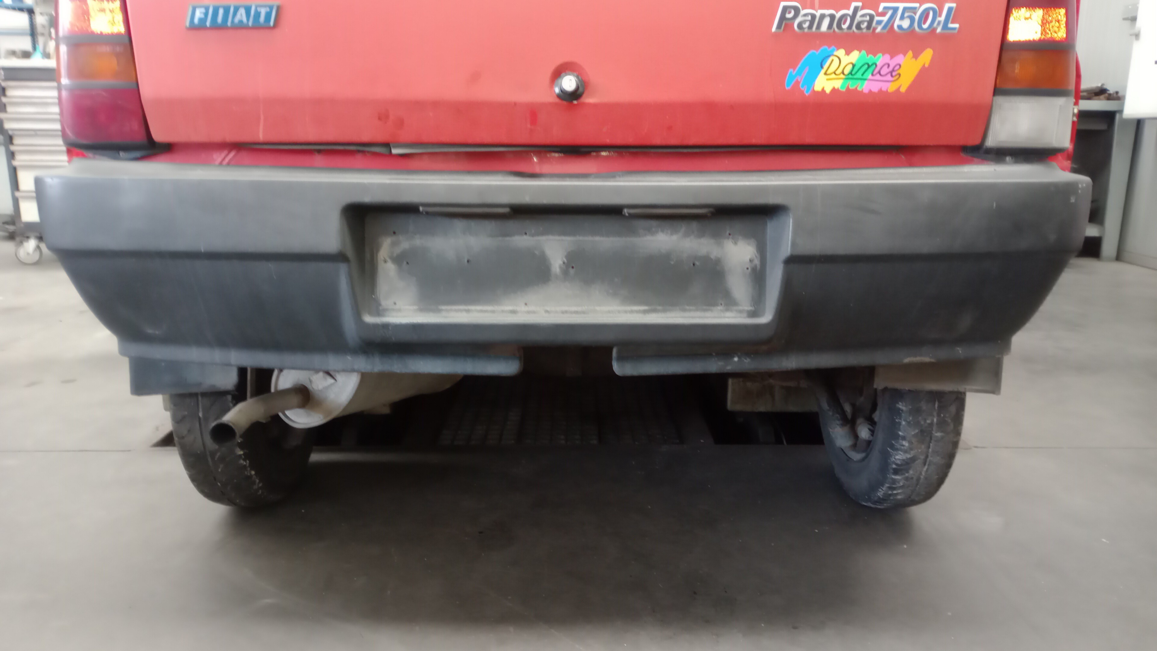 Para Choques de Trás FIAT PANDA (141_) | 80 - 04