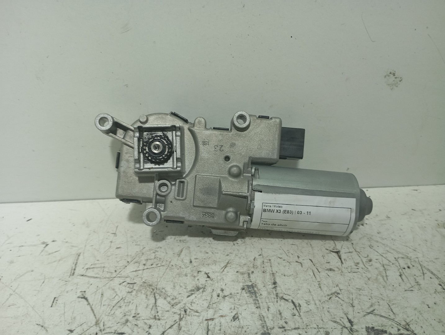 Motor do teto de abrir  BMW X3 (E83) | 03 - 11