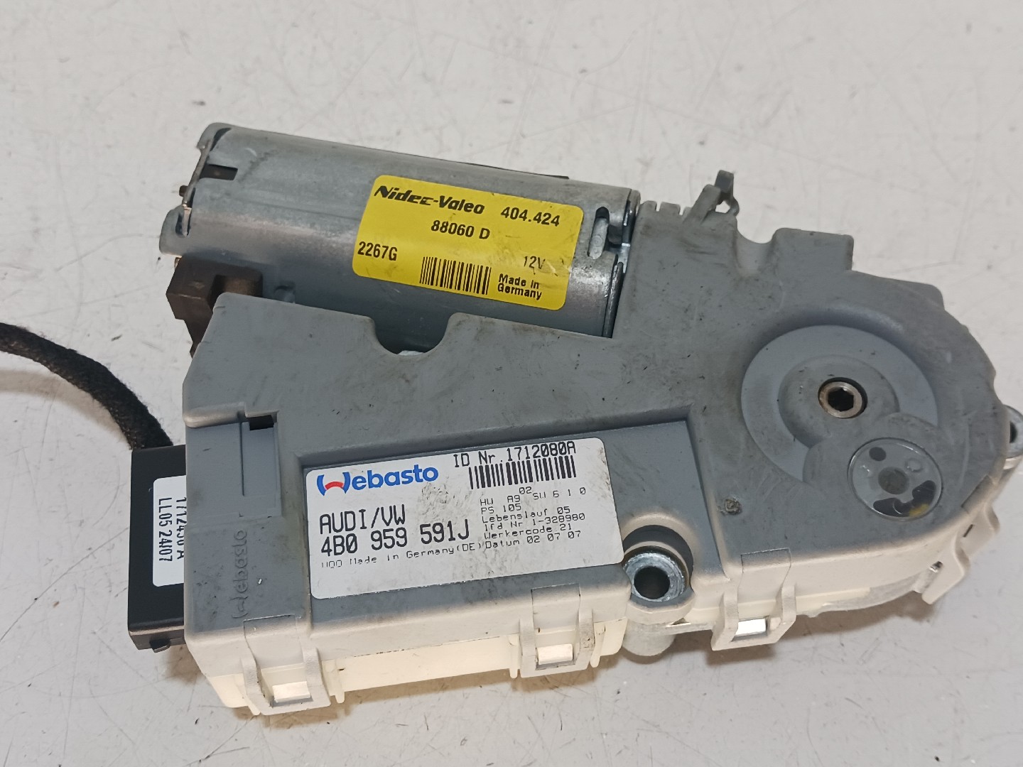 Motor do teto de abrir  AUDI A6 (4F2, C6) | 04 - 11