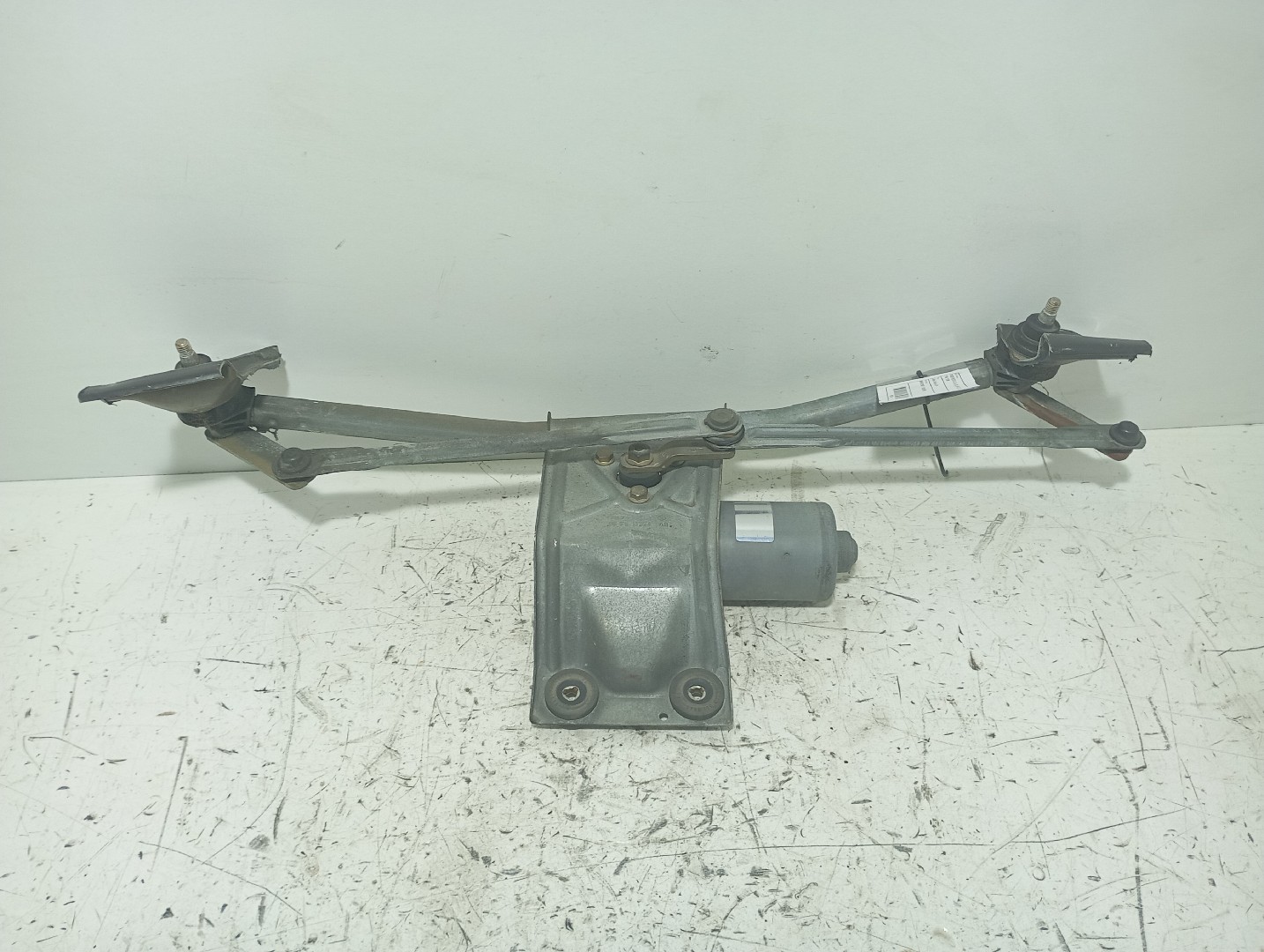Limpa Vidros Frt FORD FIESTA IV (JA_, JB_) | 95 - 02