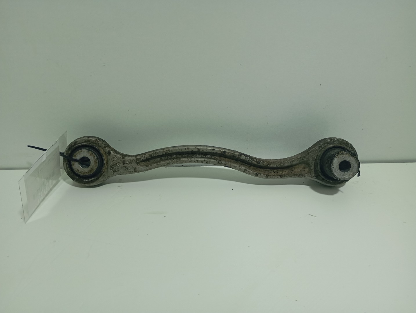 Braço suspensão Tras Esq MERCEDES-BENZ C-CLASS (W204) | 07 - 15