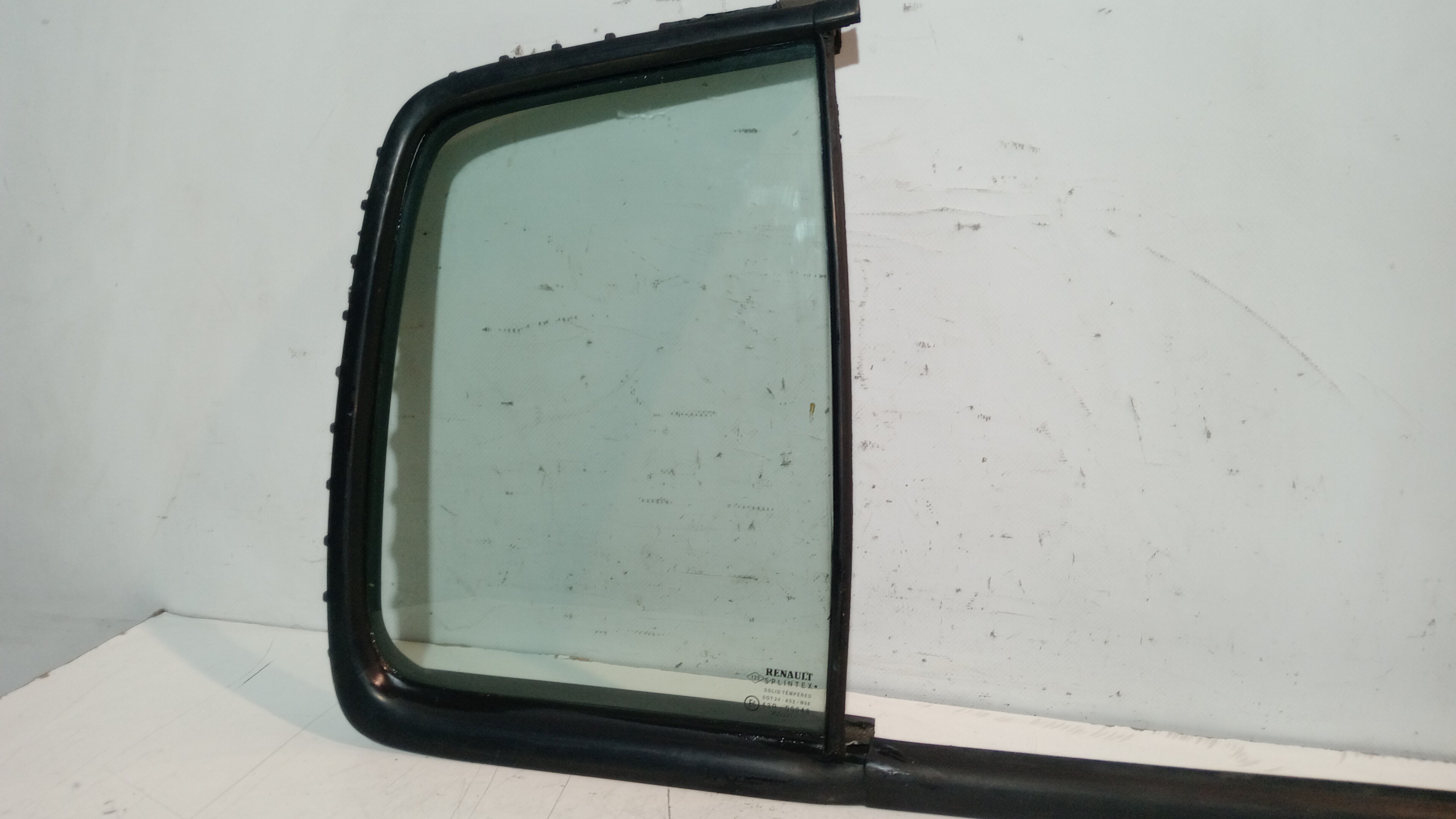 Vidro Trás Dto RENAULT CLIO II (BB_, CB_) | 98 - 